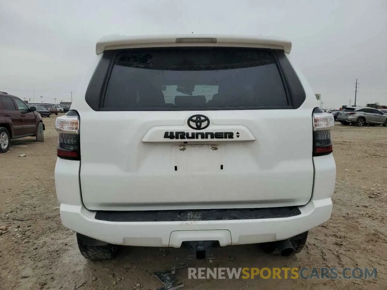 6 fotografías del automóvil dañado JTENU5JR0N6001430 TOYOTA 4RUNNER 2022