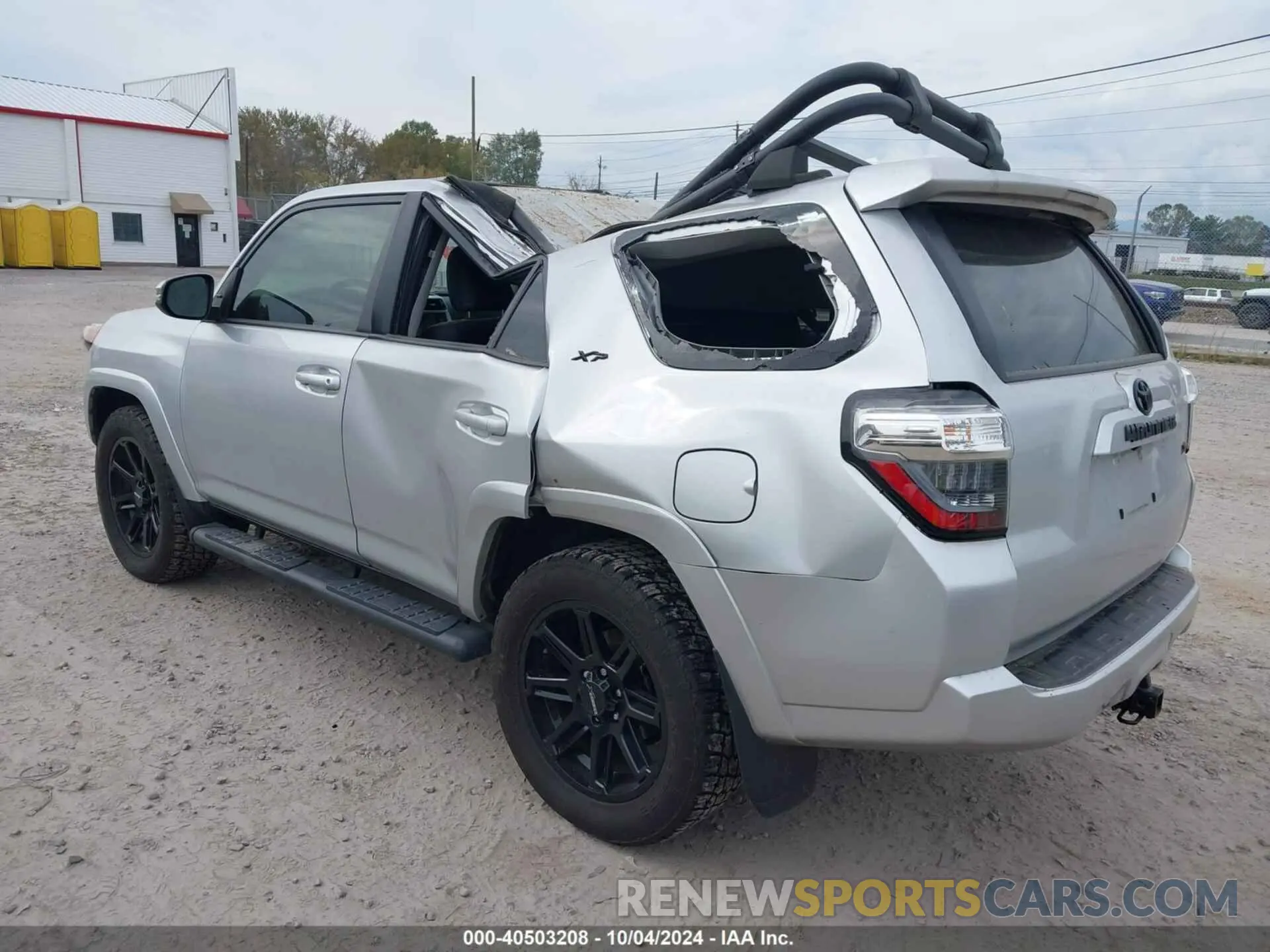 3 fotografías del automóvil dañado JTENU5JR0N6039434 TOYOTA 4RUNNER 2022