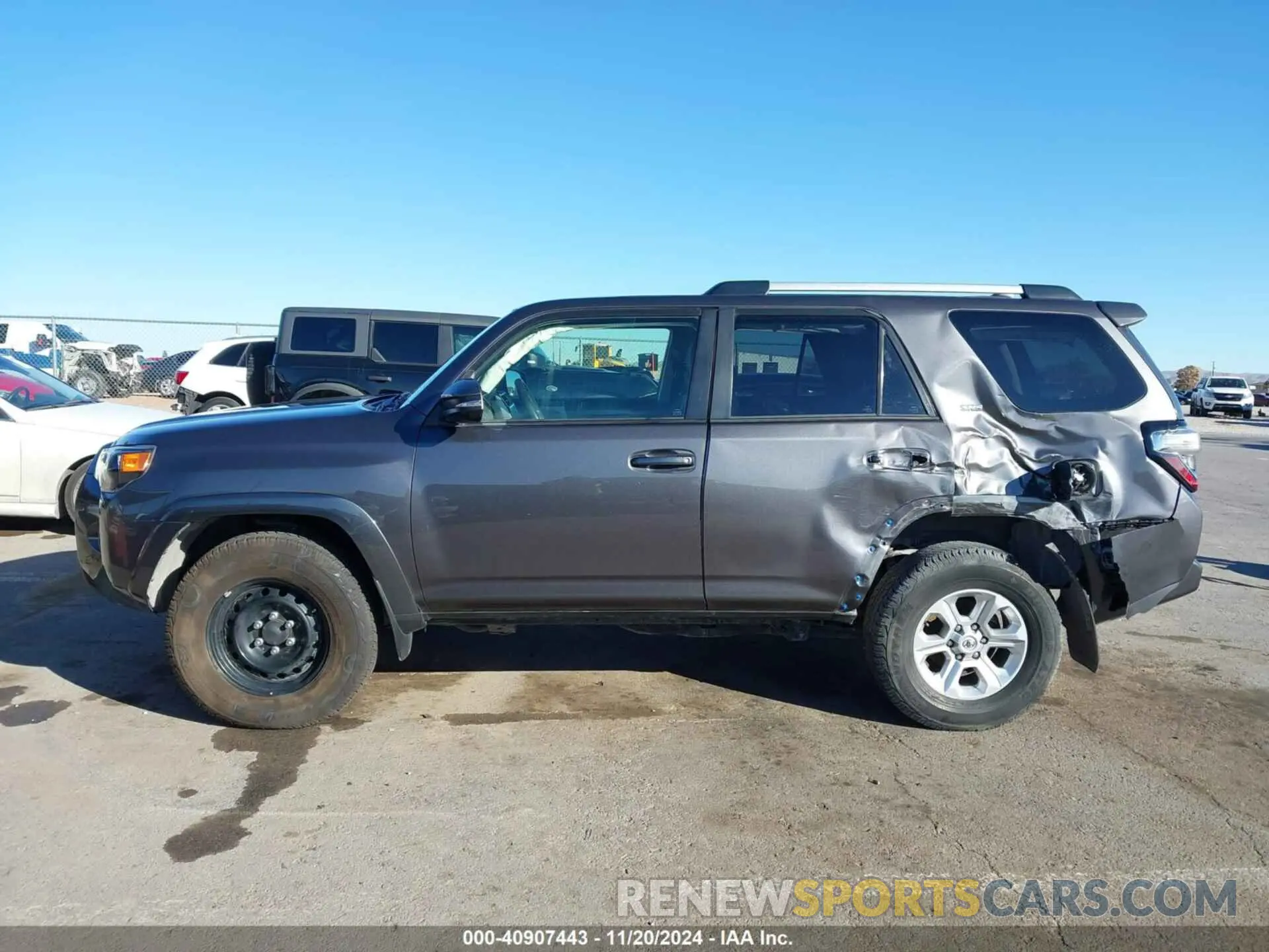 15 fotografías del automóvil dañado JTENU5JR3N5999286 TOYOTA 4RUNNER 2022