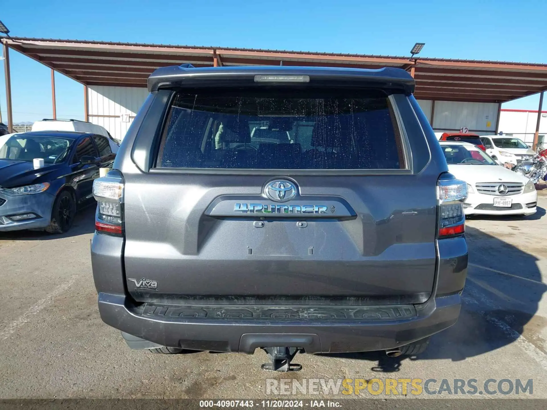 17 fotografías del automóvil dañado JTENU5JR3N5999286 TOYOTA 4RUNNER 2022