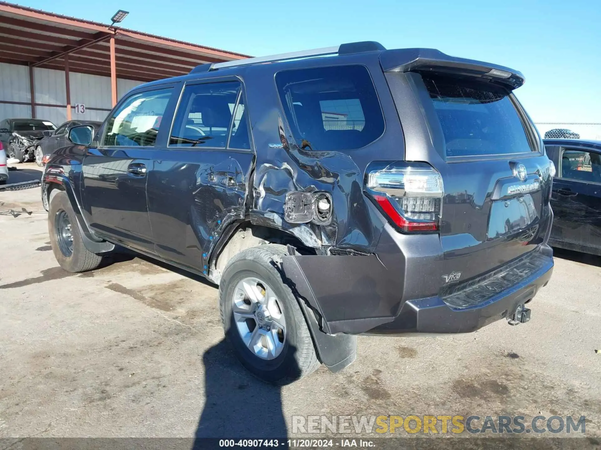 3 fotografías del automóvil dañado JTENU5JR3N5999286 TOYOTA 4RUNNER 2022