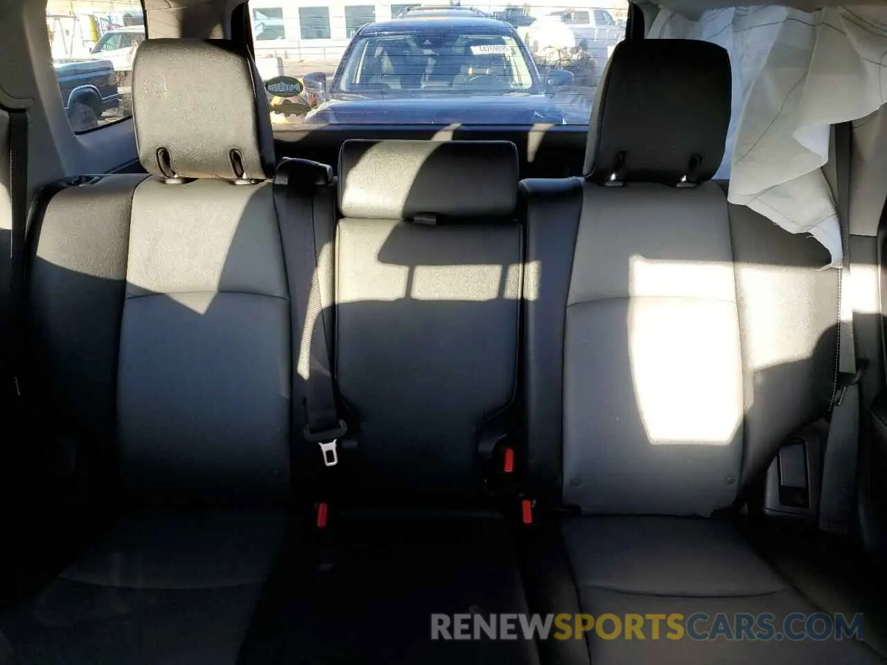 10 fotografías del automóvil dañado JTENU5JR5N6087429 TOYOTA 4RUNNER 2022