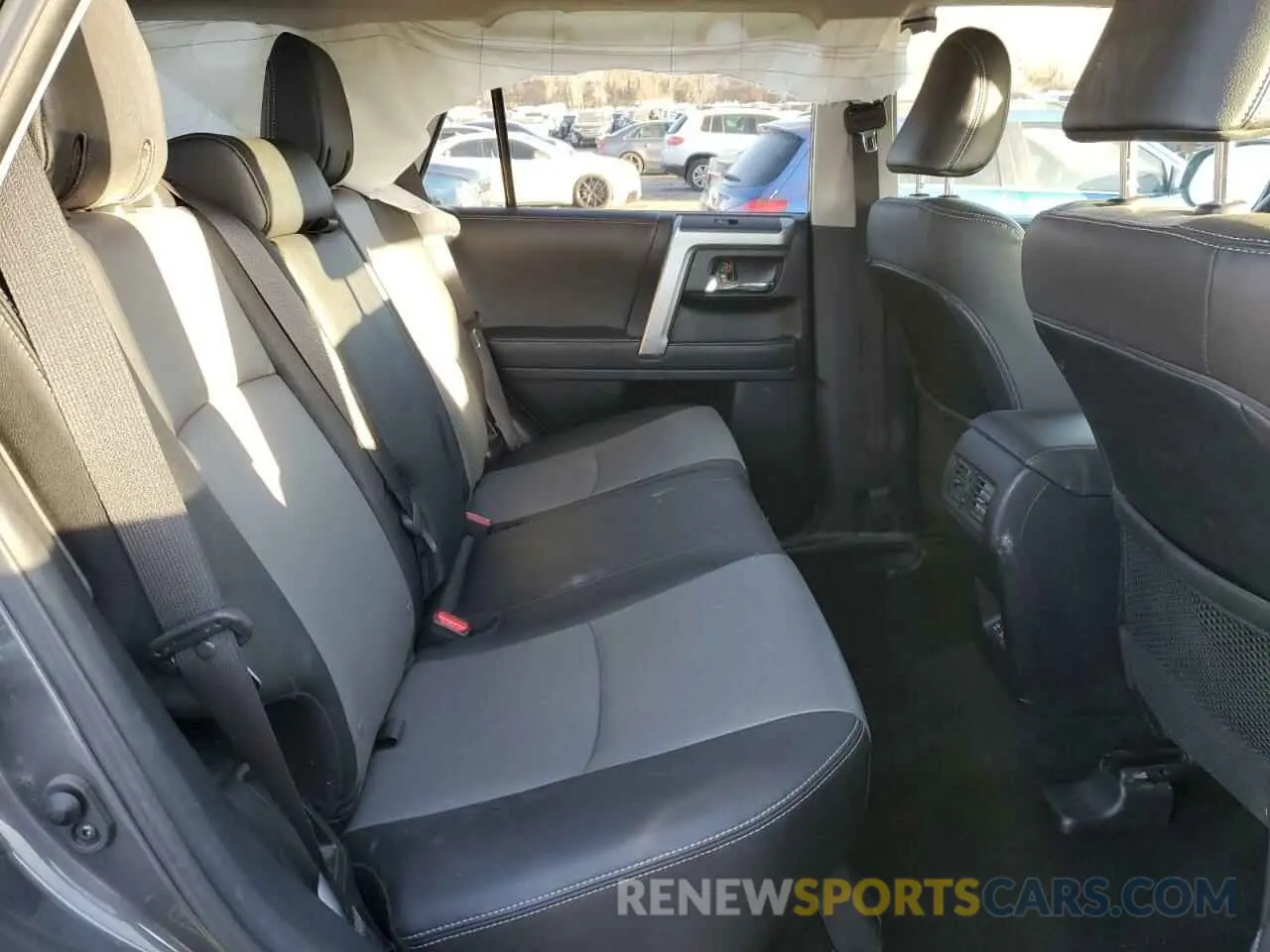 11 fotografías del automóvil dañado JTENU5JR5N6087429 TOYOTA 4RUNNER 2022