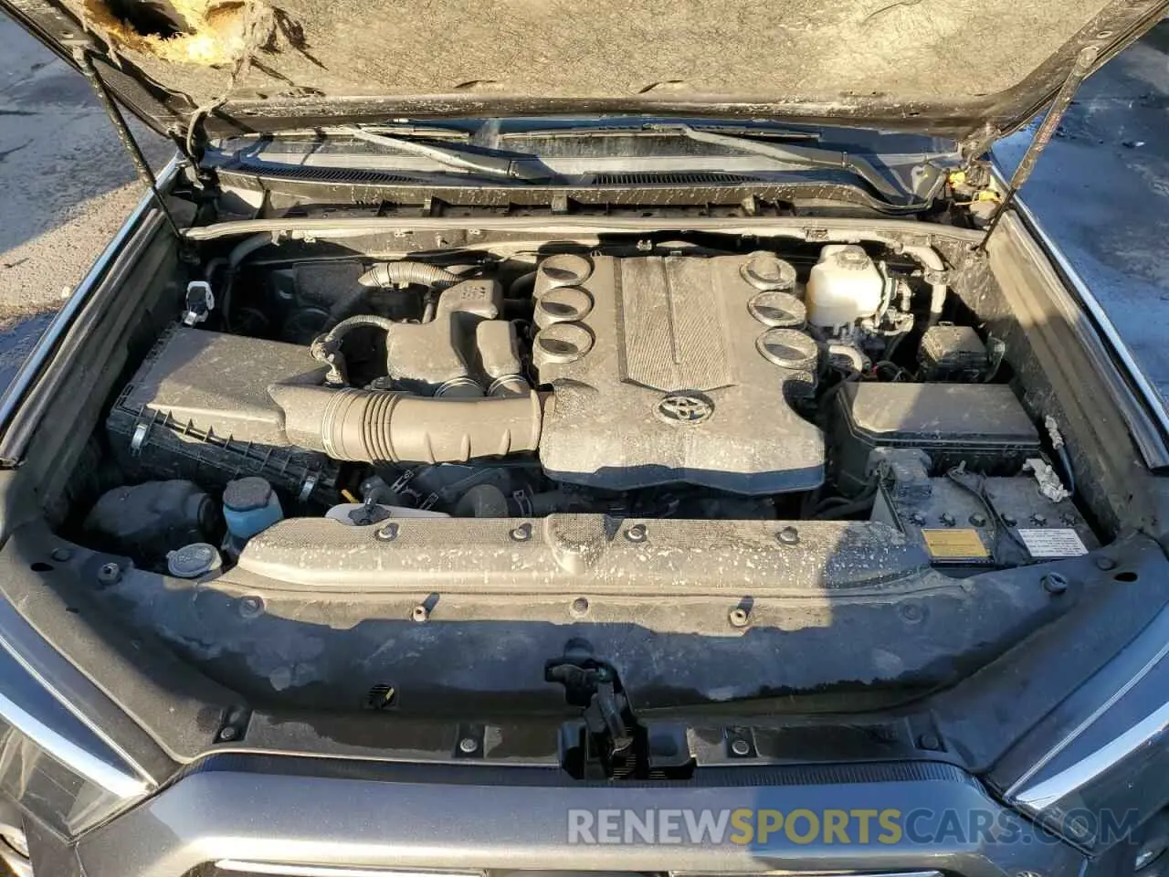 12 fotografías del automóvil dañado JTENU5JR5N6087429 TOYOTA 4RUNNER 2022