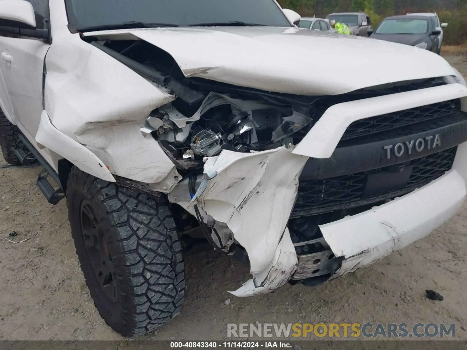 6 fotografías del automóvil dañado JTENU5JR6N5983860 TOYOTA 4RUNNER 2022