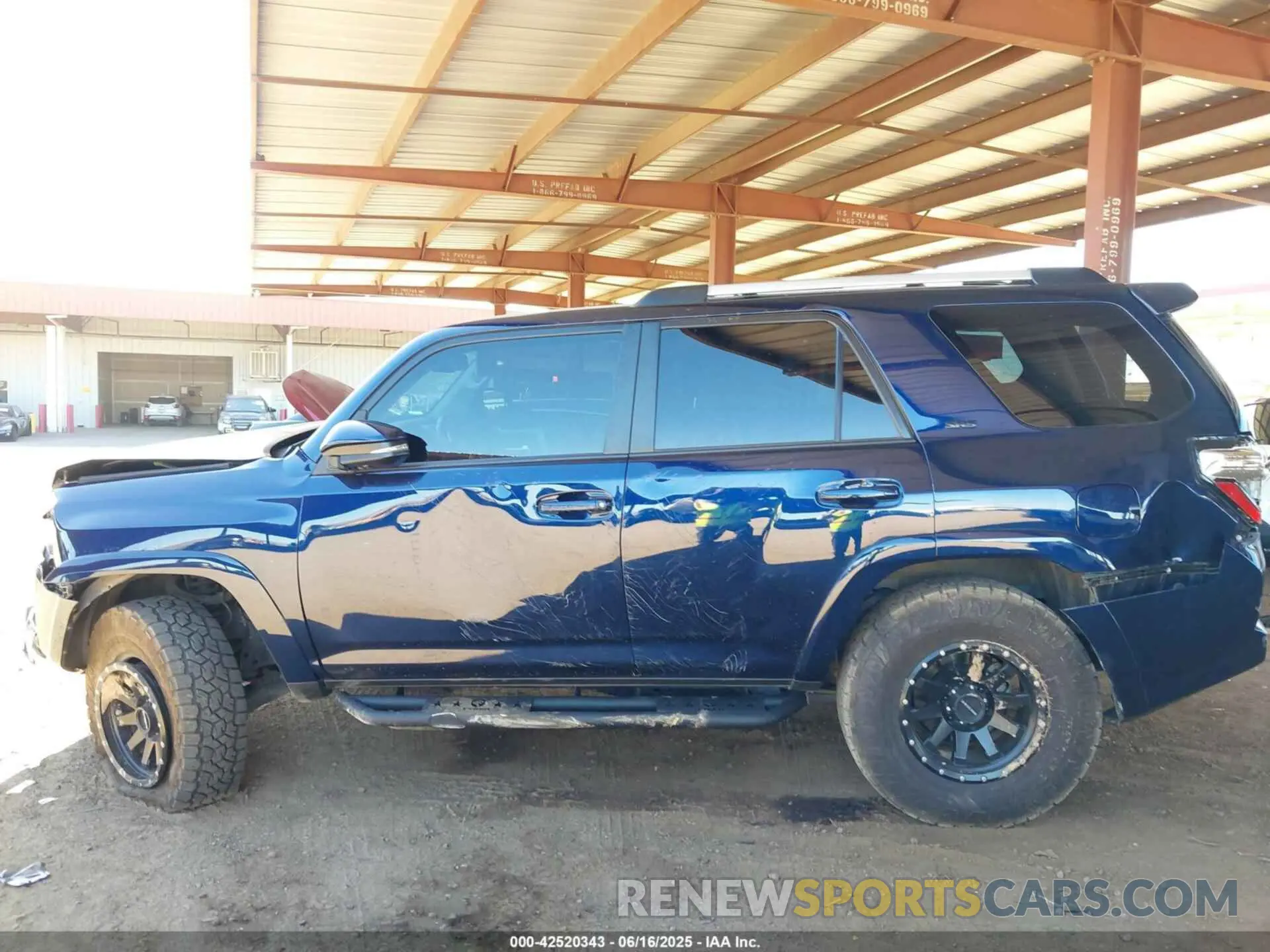19 fotografías del automóvil dañado JTENU5JR7N6039432 TOYOTA 4RUNNER 2022