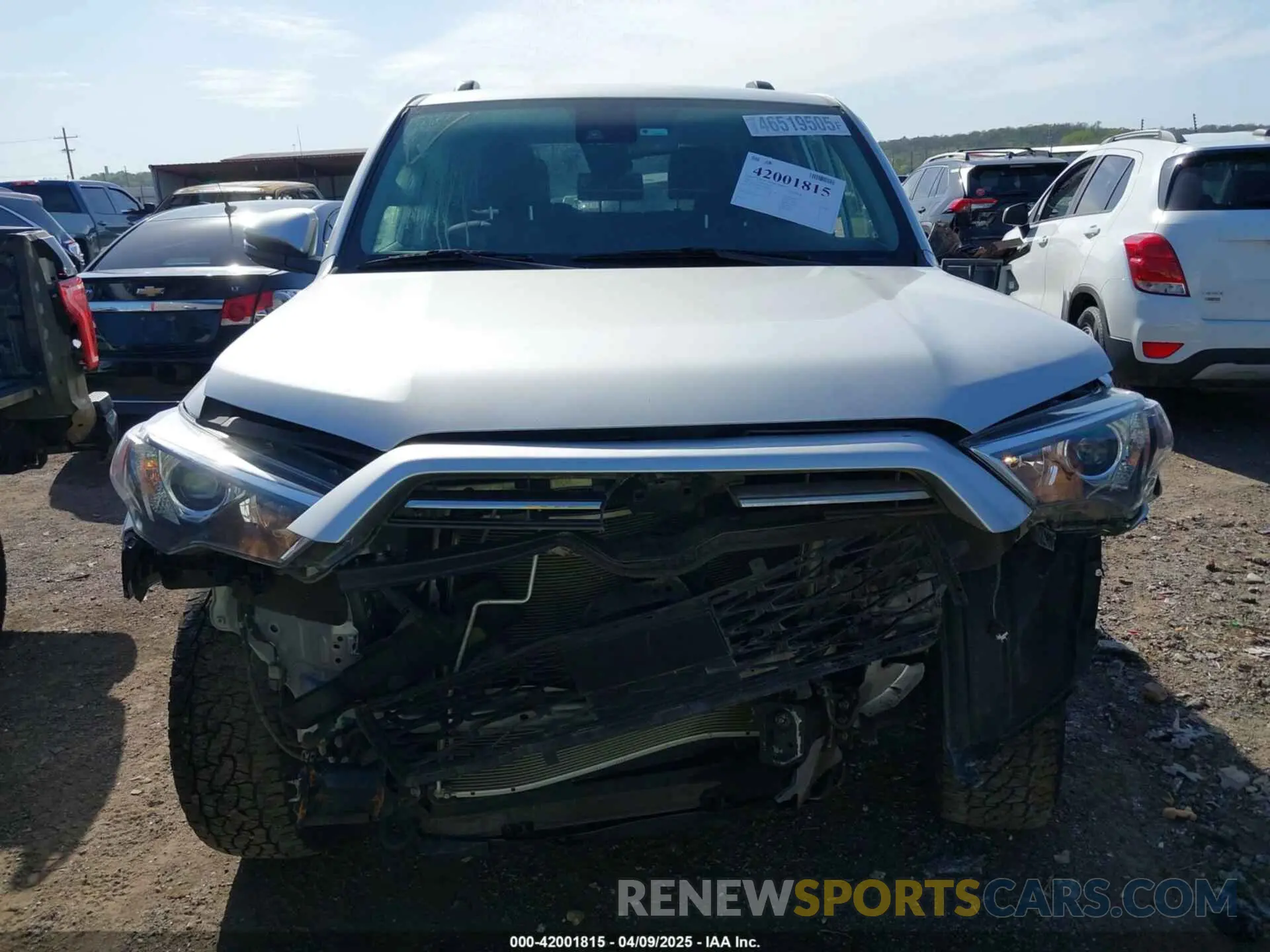 13 fotografías del automóvil dañado JTENU5JR8N6043358 TOYOTA 4RUNNER 2022
