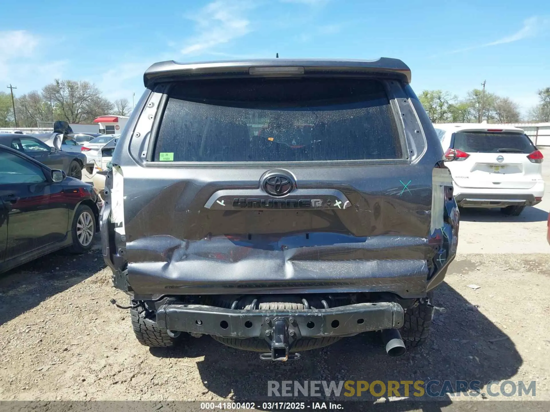 17 fotografías del automóvil dañado JTENU5JR9N6034605 TOYOTA 4RUNNER 2022