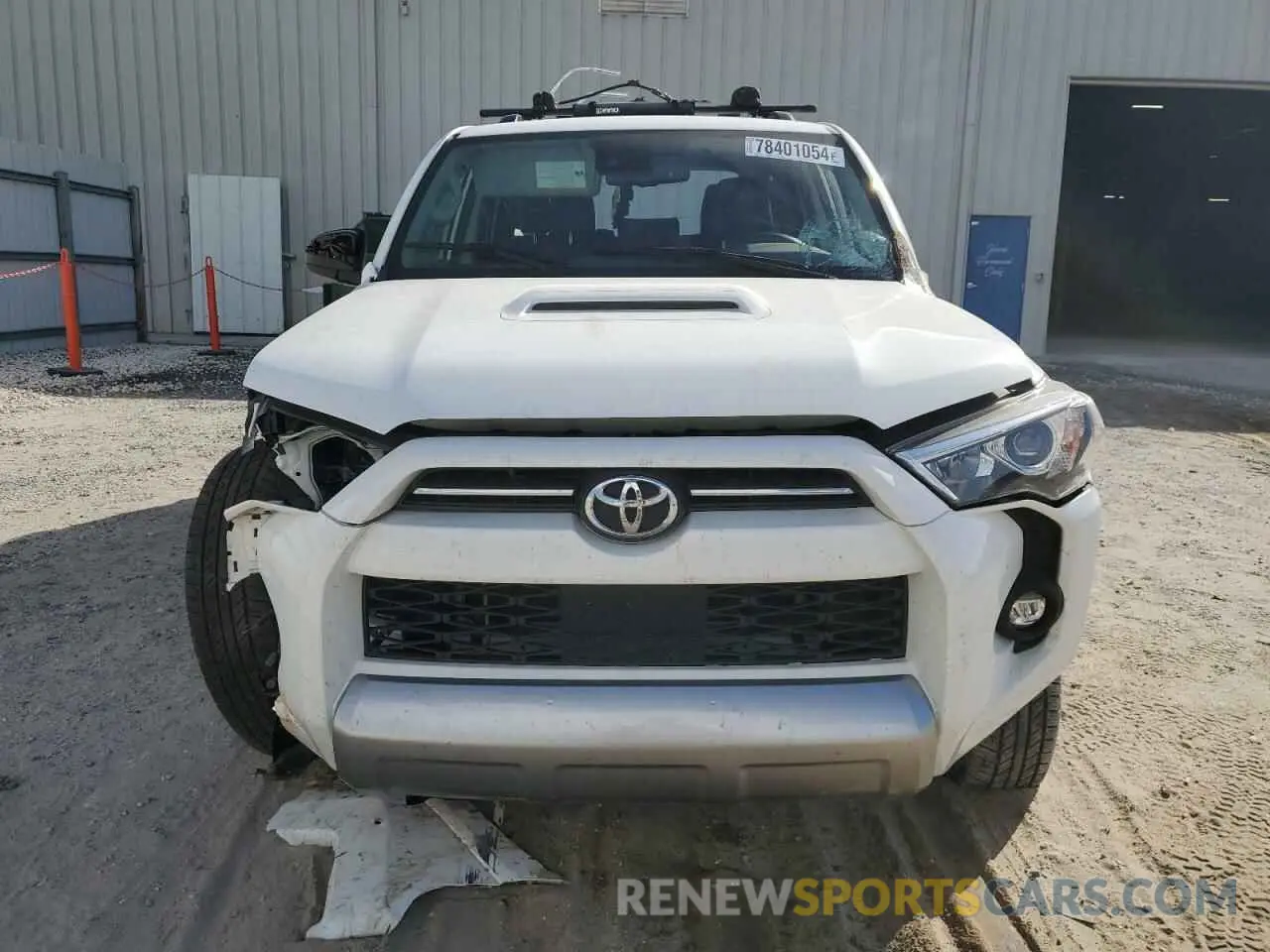 5 fotografías del automóvil dañado JTEPU5JR0N6002019 TOYOTA 4RUNNER 2022