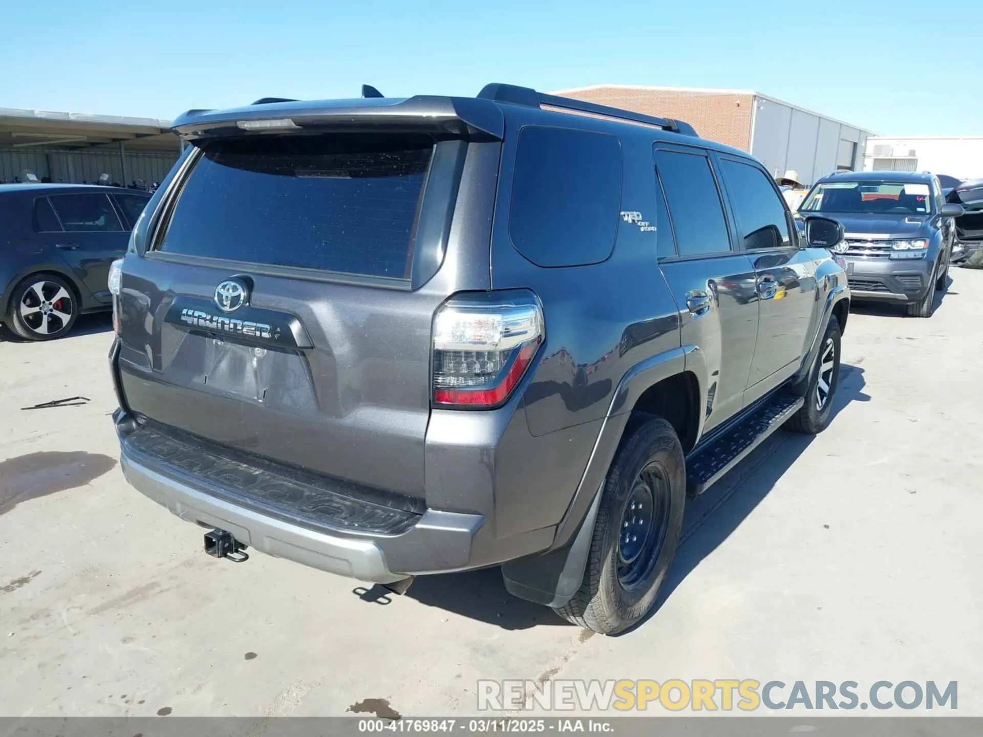 4 fotografías del automóvil dañado JTEPU5JR4N6020930 TOYOTA 4RUNNER 2022
