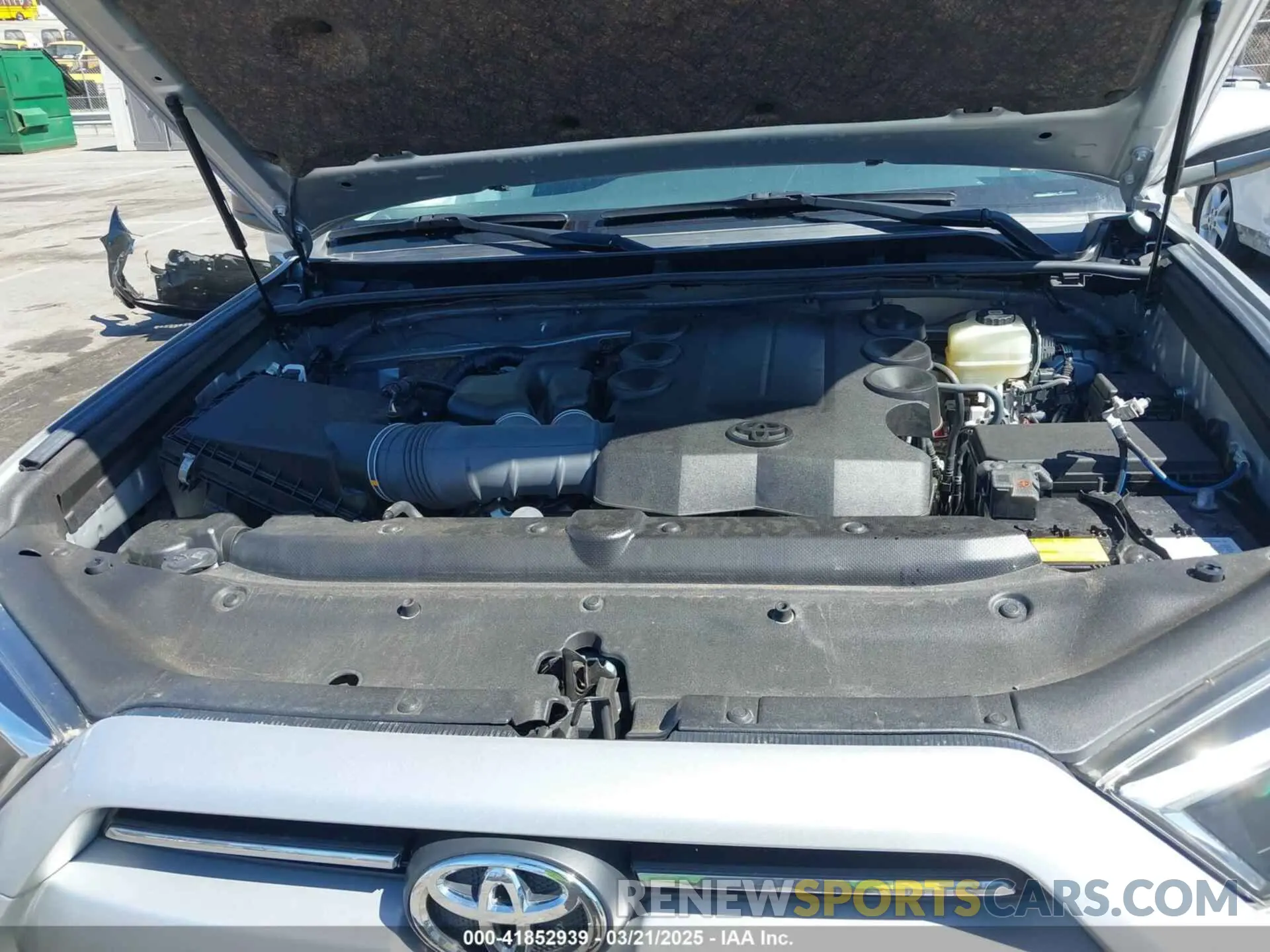 10 fotografías del automóvil dañado JTEPU5JR4N6023357 TOYOTA 4RUNNER 2022