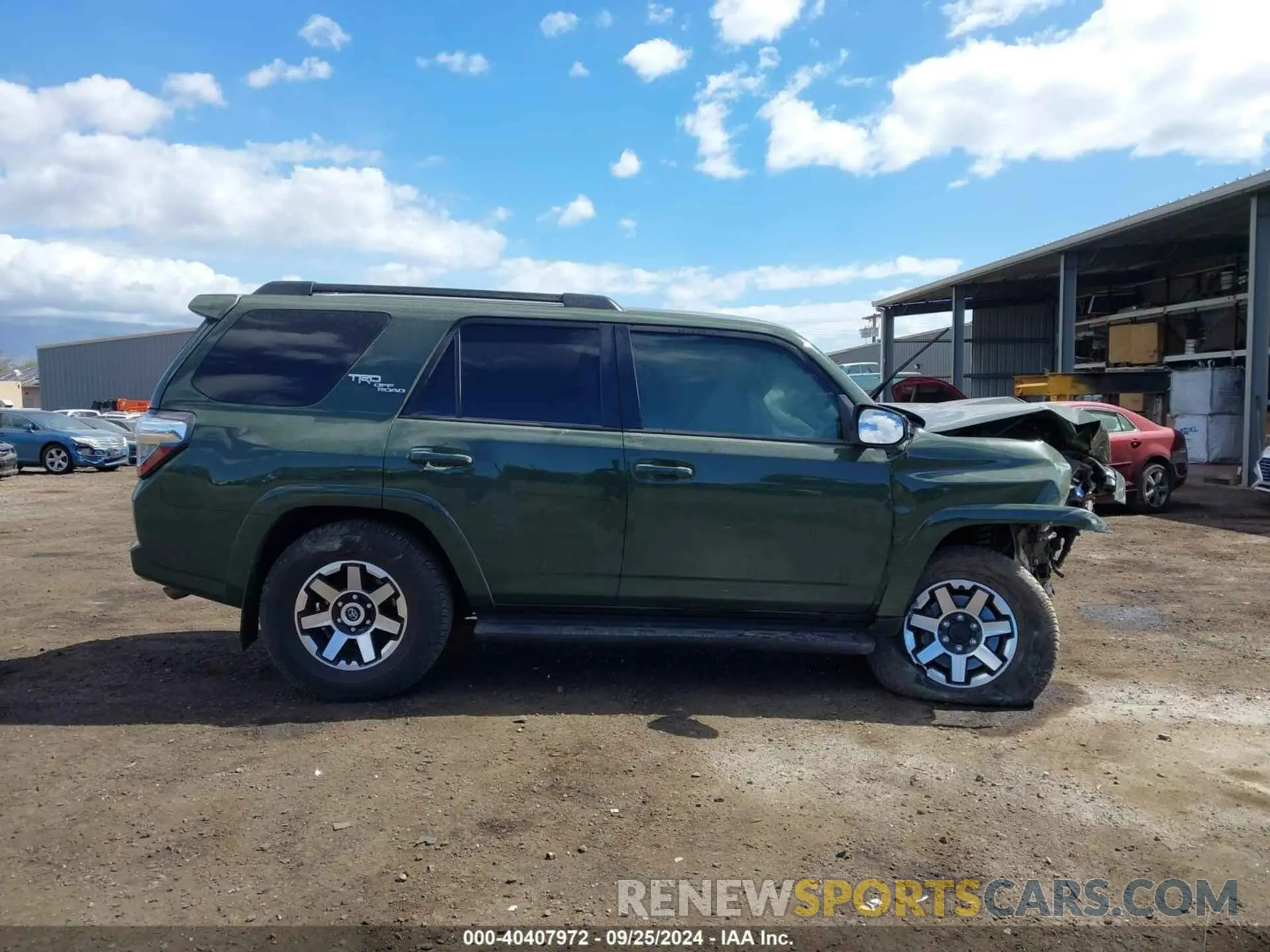 12 fotografías del automóvil dañado JTEPU5JR4N6070792 TOYOTA 4RUNNER 2022