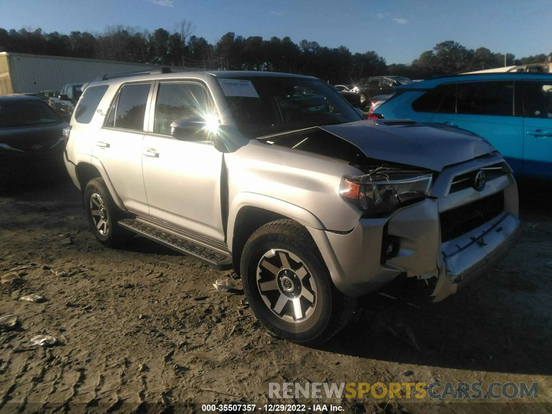 1 fotografías del automóvil dañado JTEPU5JR9N6007266 TOYOTA 4RUNNER 2022