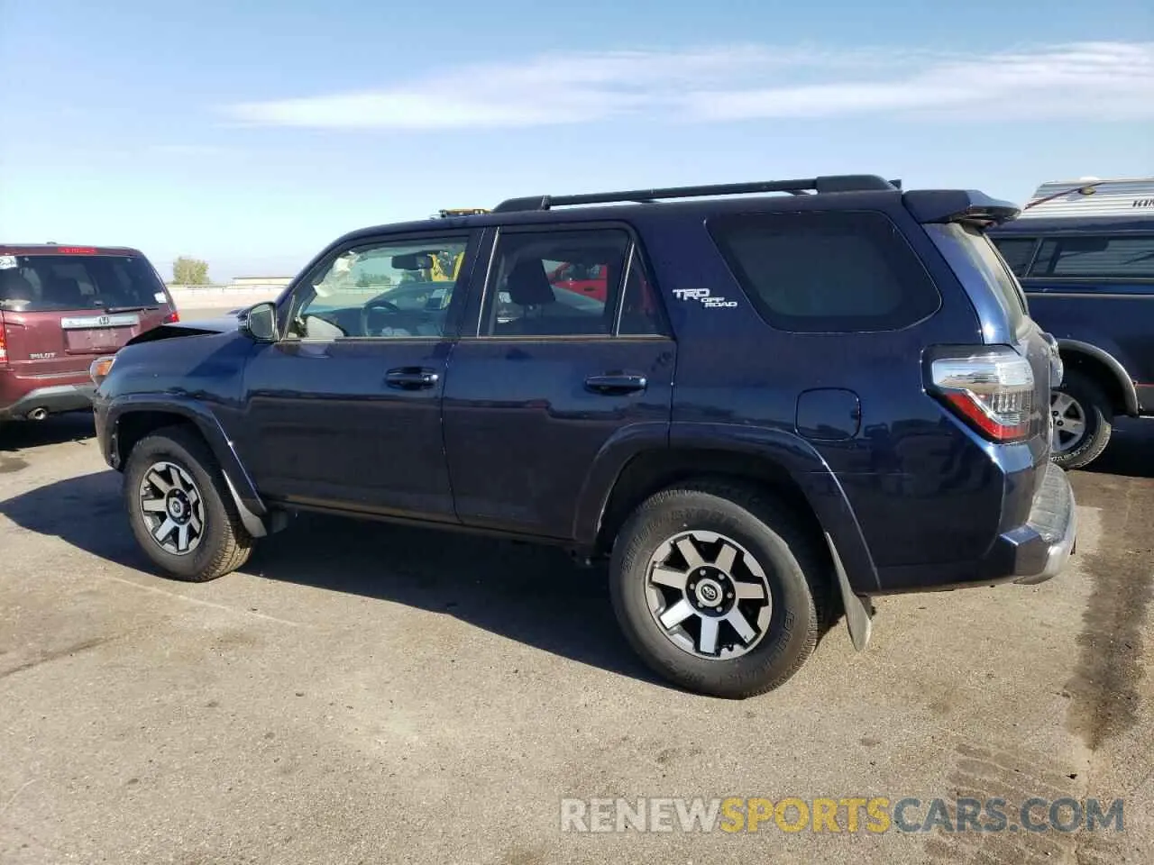 2 fotografías del automóvil dañado JTERU5JR0N6030928 TOYOTA 4RUNNER 2022