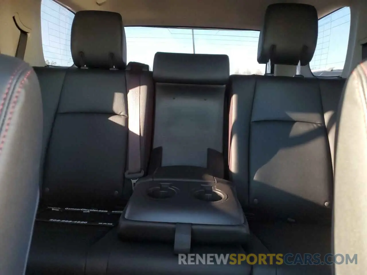10 fotografías del automóvil dañado JTERU5JR0N6061418 TOYOTA 4RUNNER 2022
