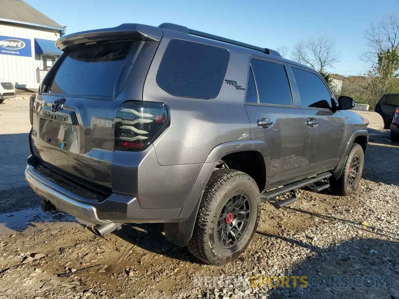 3 fotografías del automóvil dañado JTERU5JR0N6061418 TOYOTA 4RUNNER 2022