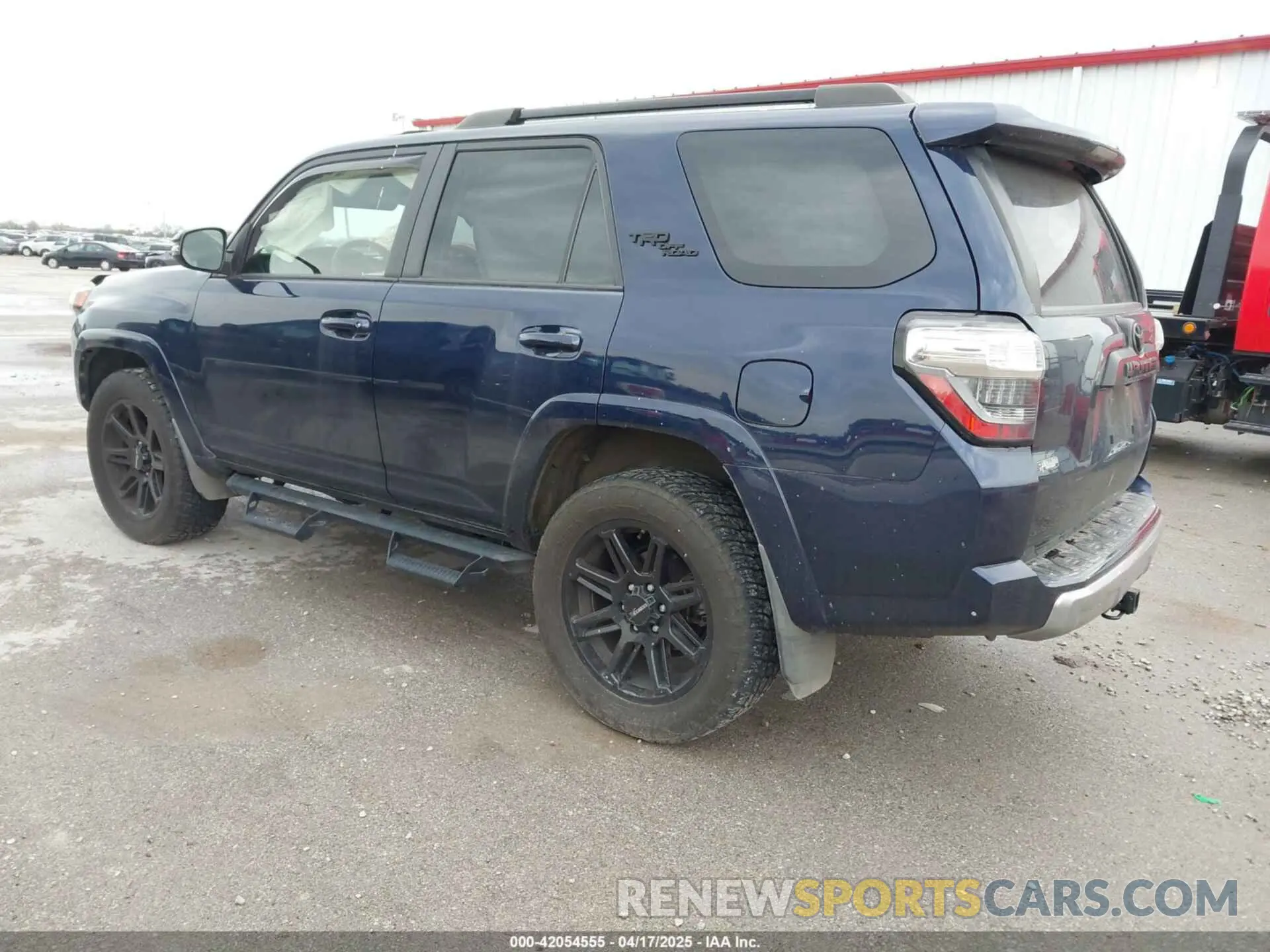 3 fotografías del automóvil dañado JTERU5JR1N6031957 TOYOTA 4RUNNER 2022