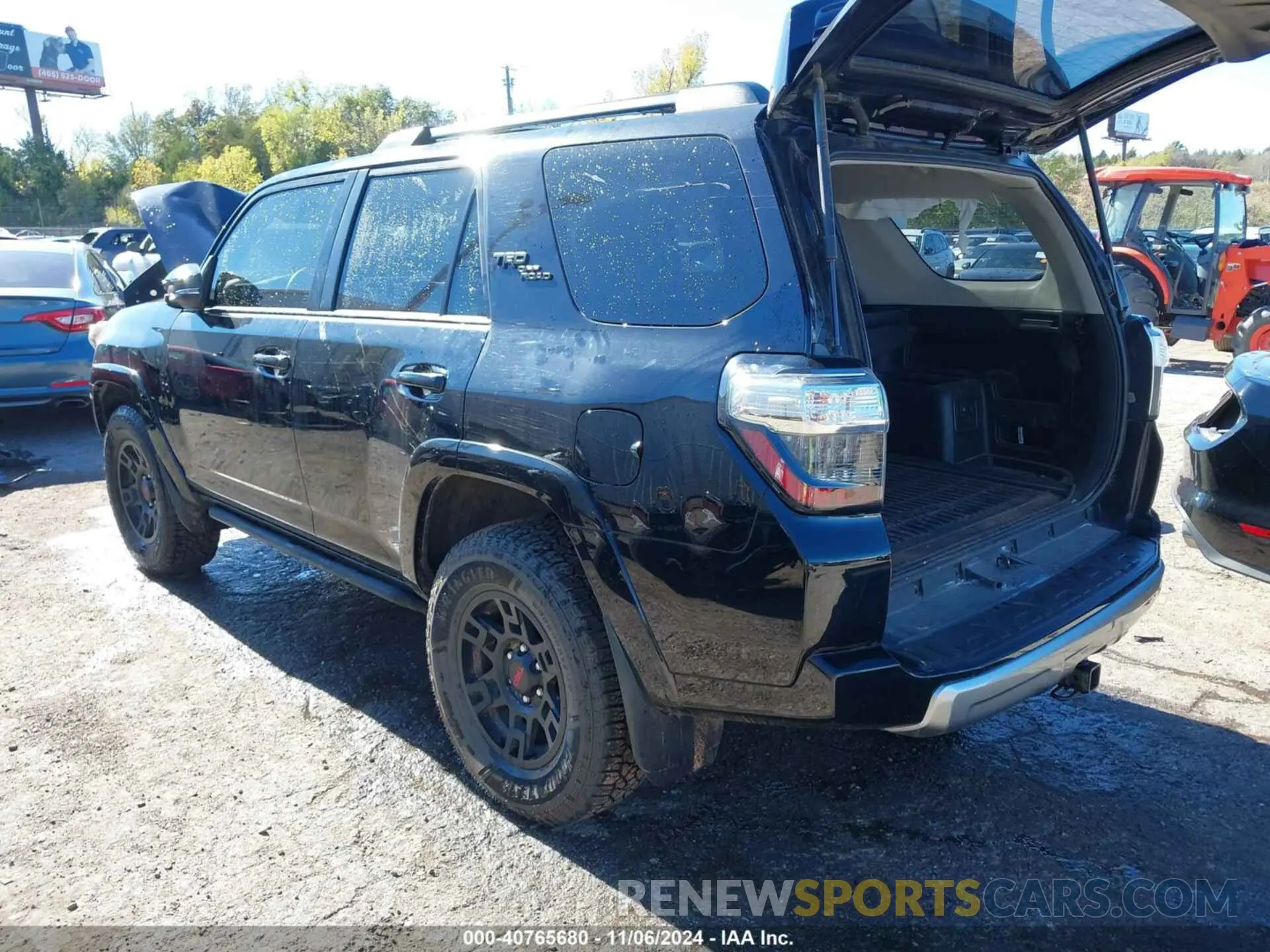 3 fotografías del automóvil dañado JTERU5JR1N6043333 TOYOTA 4RUNNER 2022