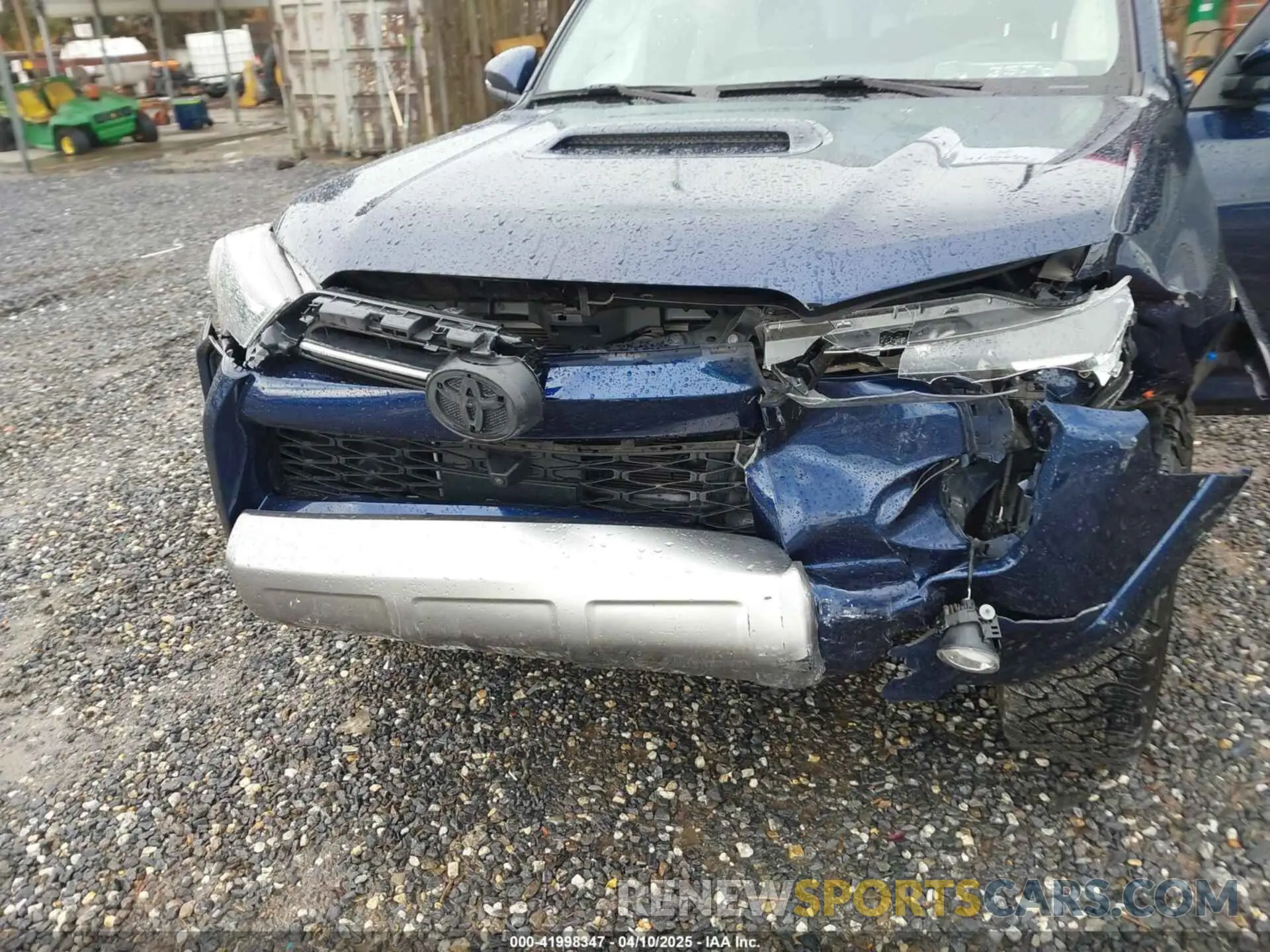 6 fotografías del automóvil dañado JTERU5JR1N6056695 TOYOTA 4RUNNER 2022