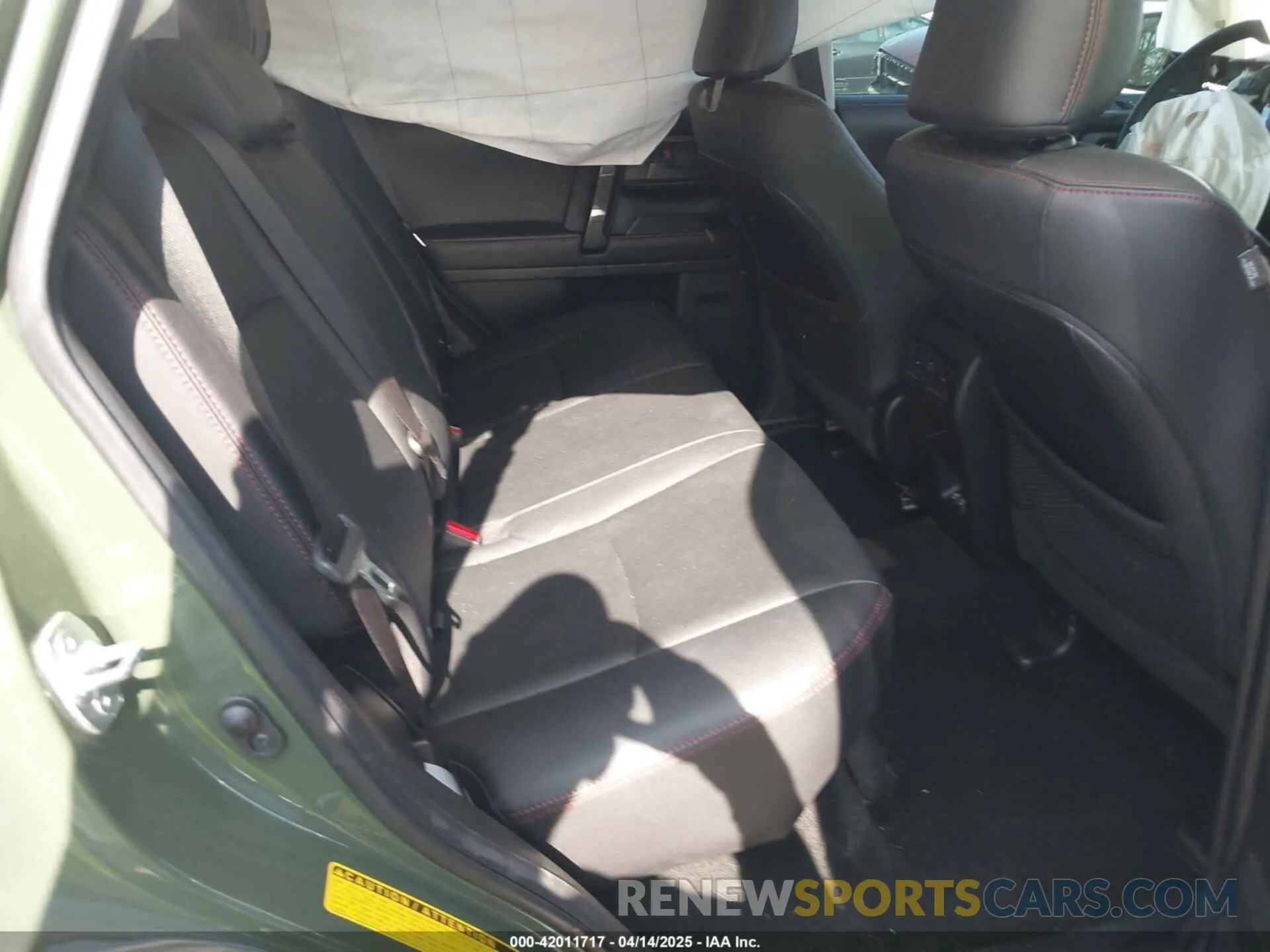 8 fotografías del automóvil dañado JTERU5JR4N5973488 TOYOTA 4RUNNER 2022