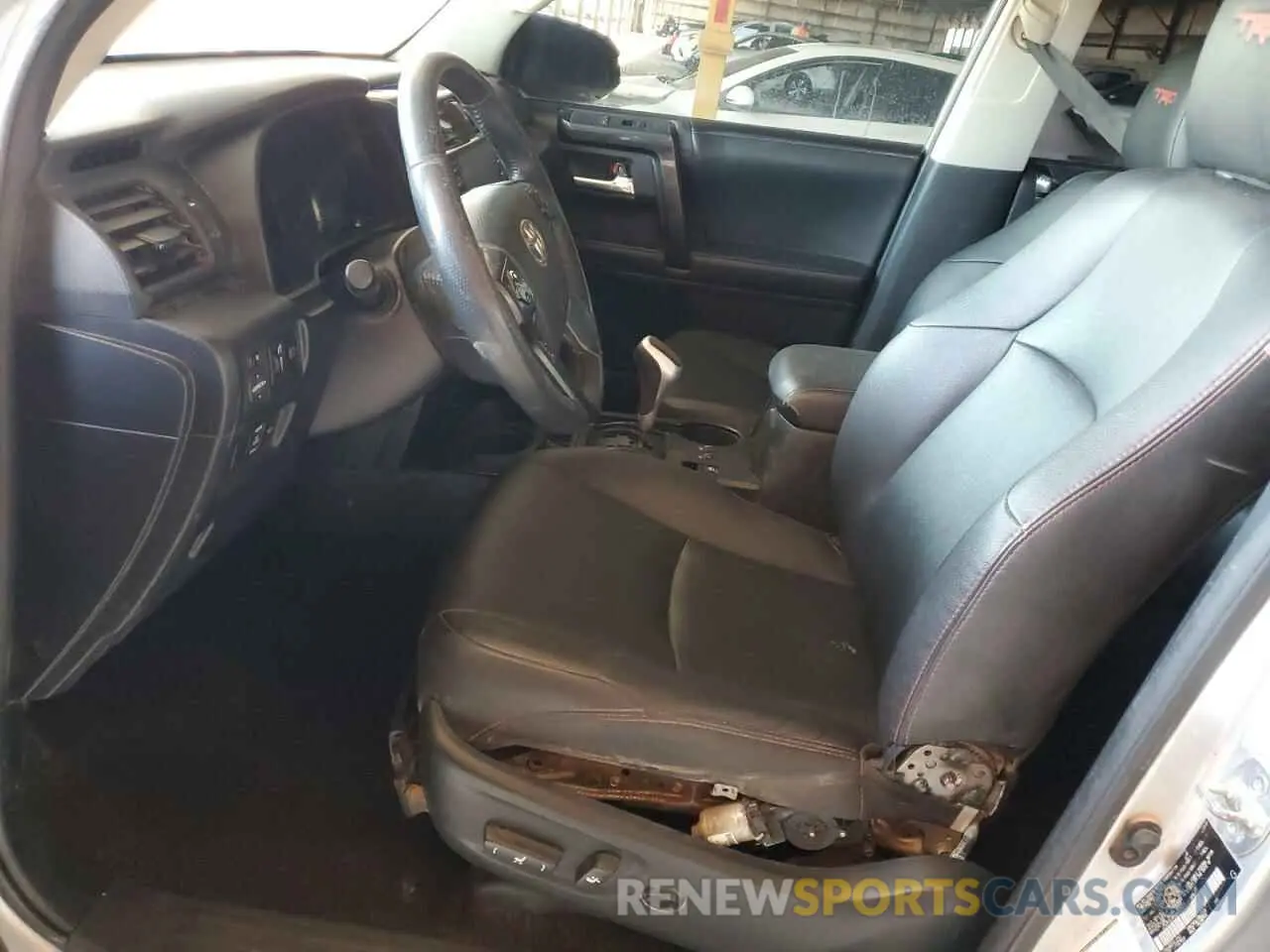 7 fotografías del automóvil dañado JTERU5JR5N6022517 TOYOTA 4RUNNER 2022