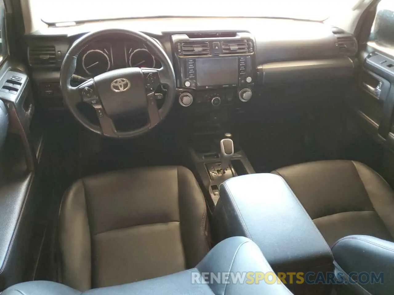 8 fotografías del automóvil dañado JTERU5JR5N6022517 TOYOTA 4RUNNER 2022