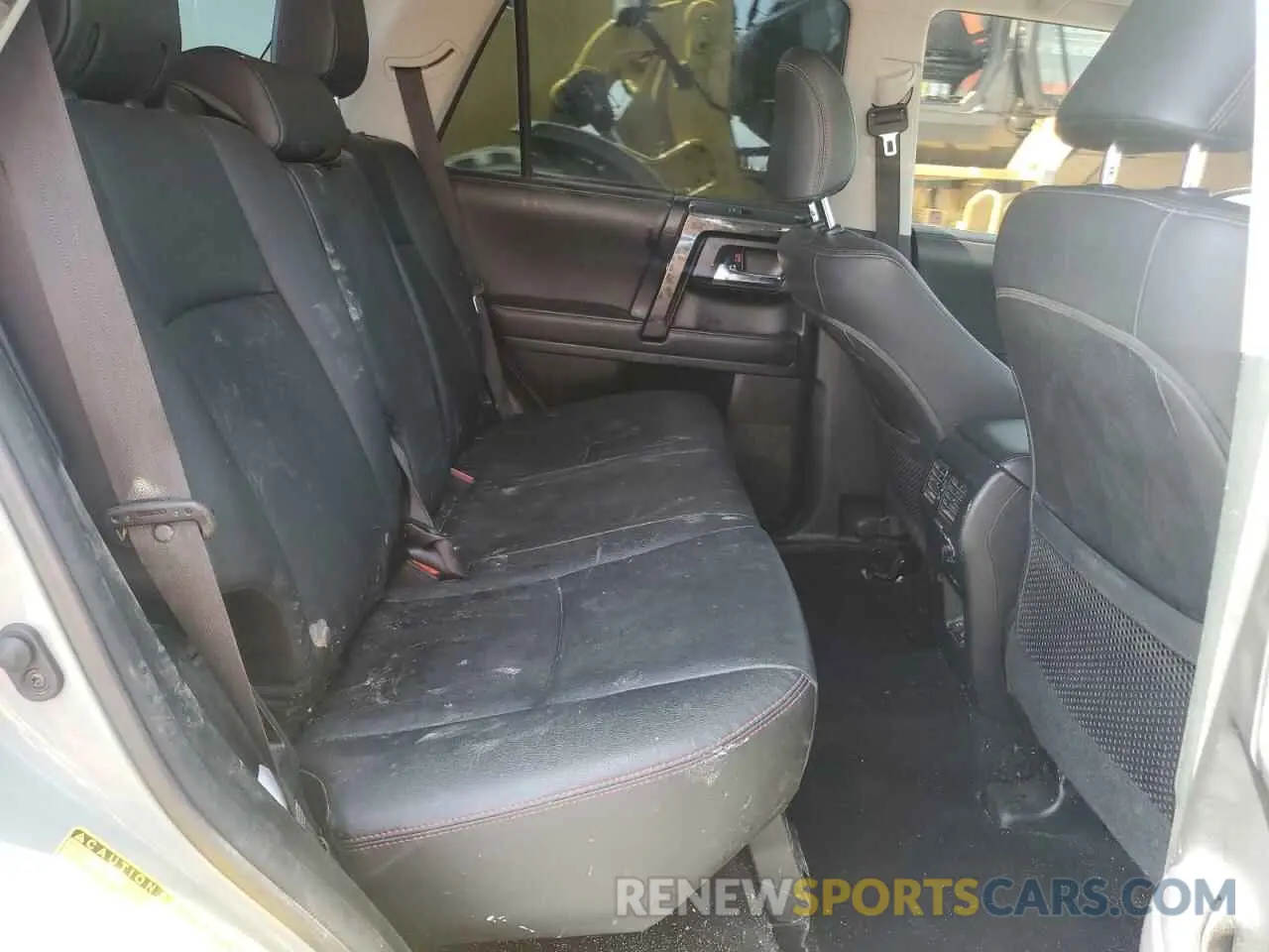 11 fotografías del automóvil dañado JTERU5JR5N6033548 TOYOTA 4RUNNER 2022