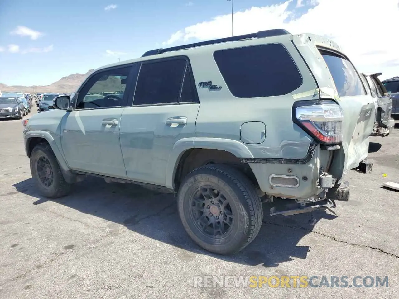 2 fotografías del automóvil dañado JTERU5JR5N6033548 TOYOTA 4RUNNER 2022