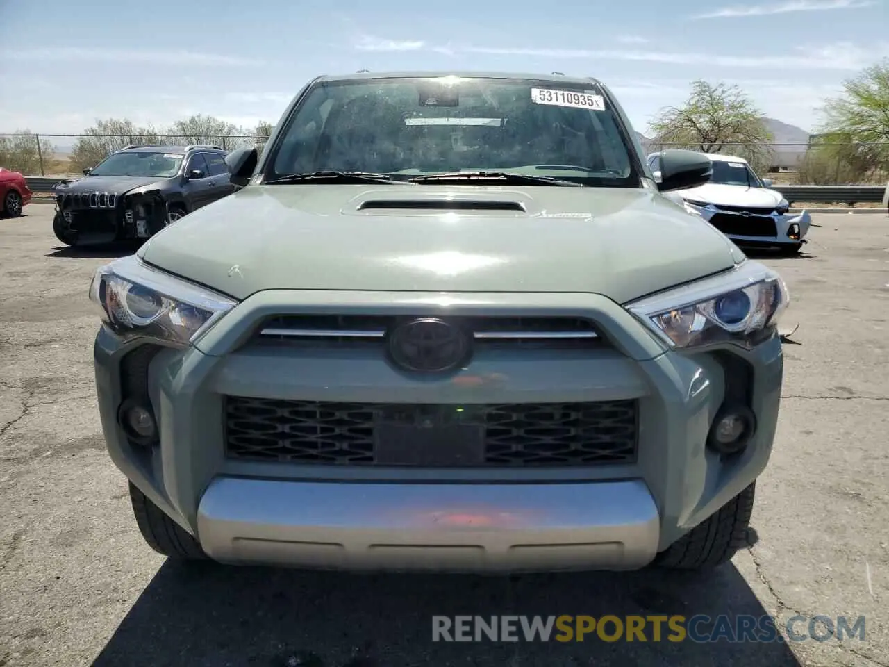 5 fotografías del automóvil dañado JTERU5JR5N6033548 TOYOTA 4RUNNER 2022