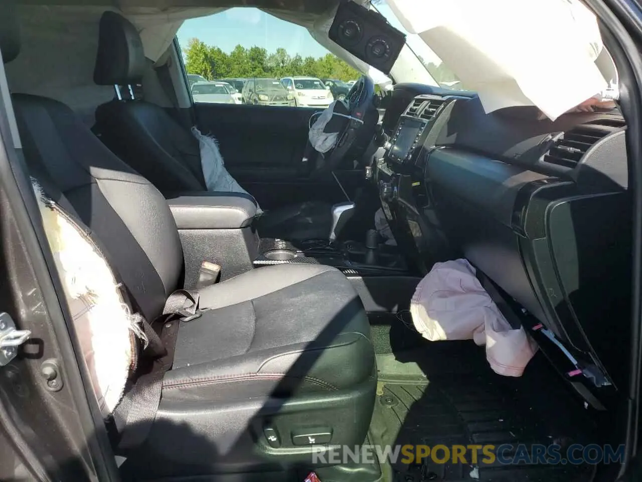5 fotografías del automóvil dañado JTERU5JR7N6004892 TOYOTA 4RUNNER 2022