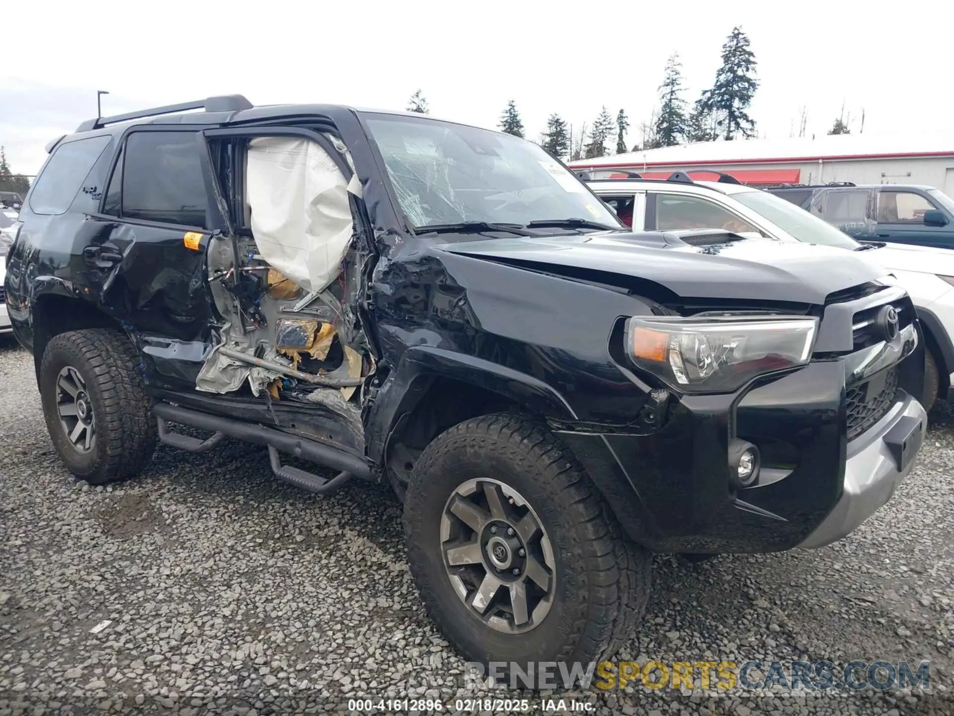 6 fotografías del automóvil dañado JTERU5JR8N6030756 TOYOTA 4RUNNER 2022