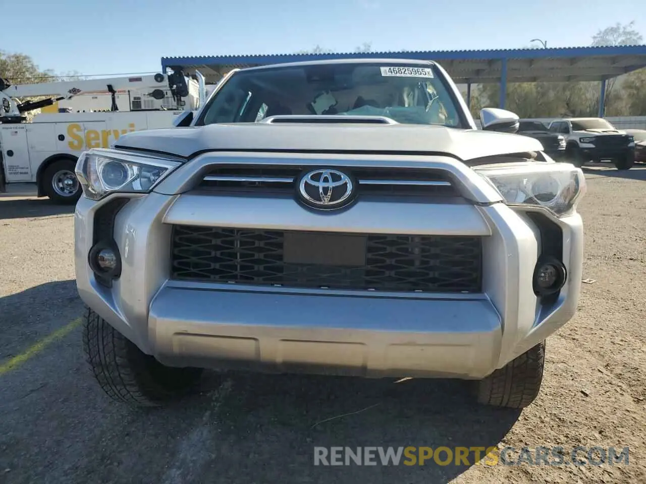 5 fotografías del automóvil dañado JTERU5JR9N5987323 TOYOTA 4RUNNER 2022