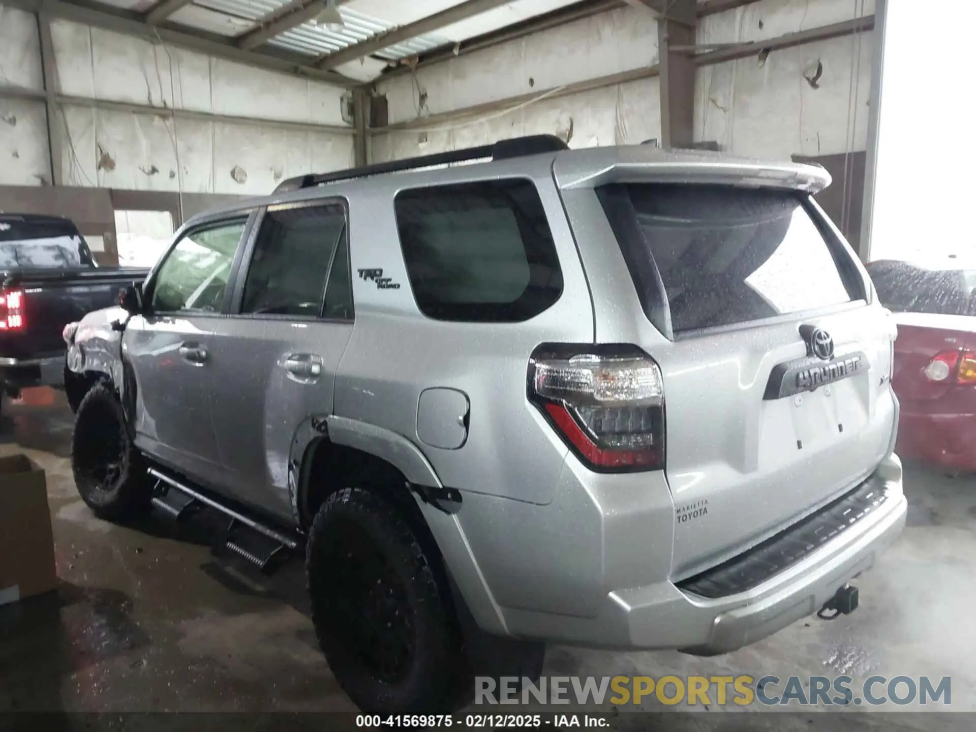 14 fotografías del automóvil dañado JTERU5JRXN6039331 TOYOTA 4RUNNER 2022