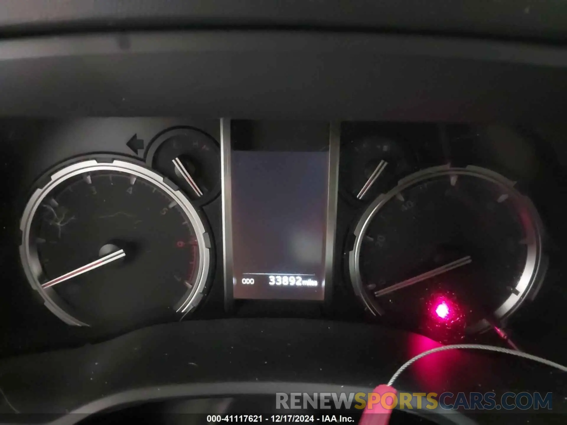 7 fotografías del automóvil dañado JTERU5JRXN6039670 TOYOTA 4RUNNER 2022