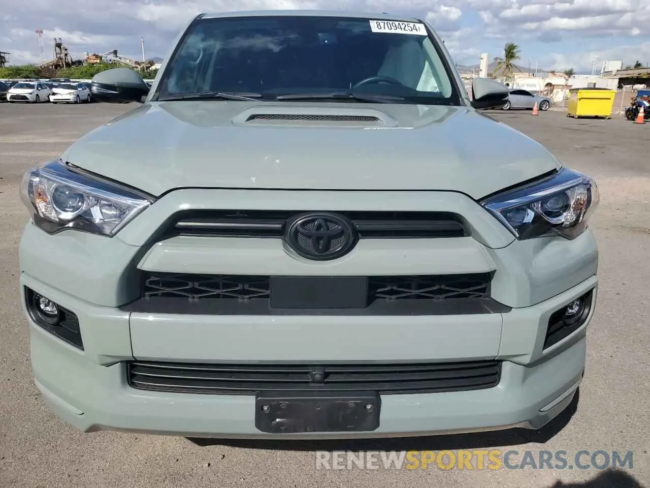 5 fotografías del automóvil dañado JTESU5JR0N5975322 TOYOTA 4RUNNER 2022