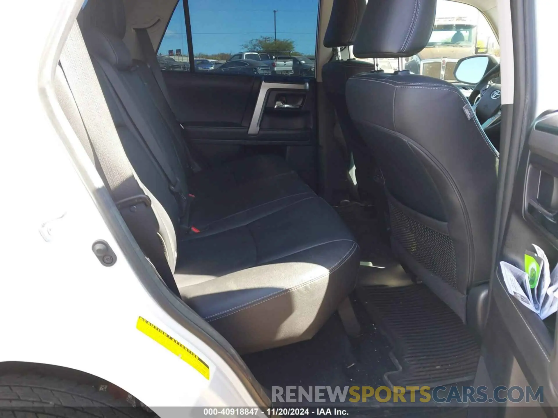 8 fotografías del automóvil dañado JTESU5JR2N6053340 TOYOTA 4RUNNER 2022