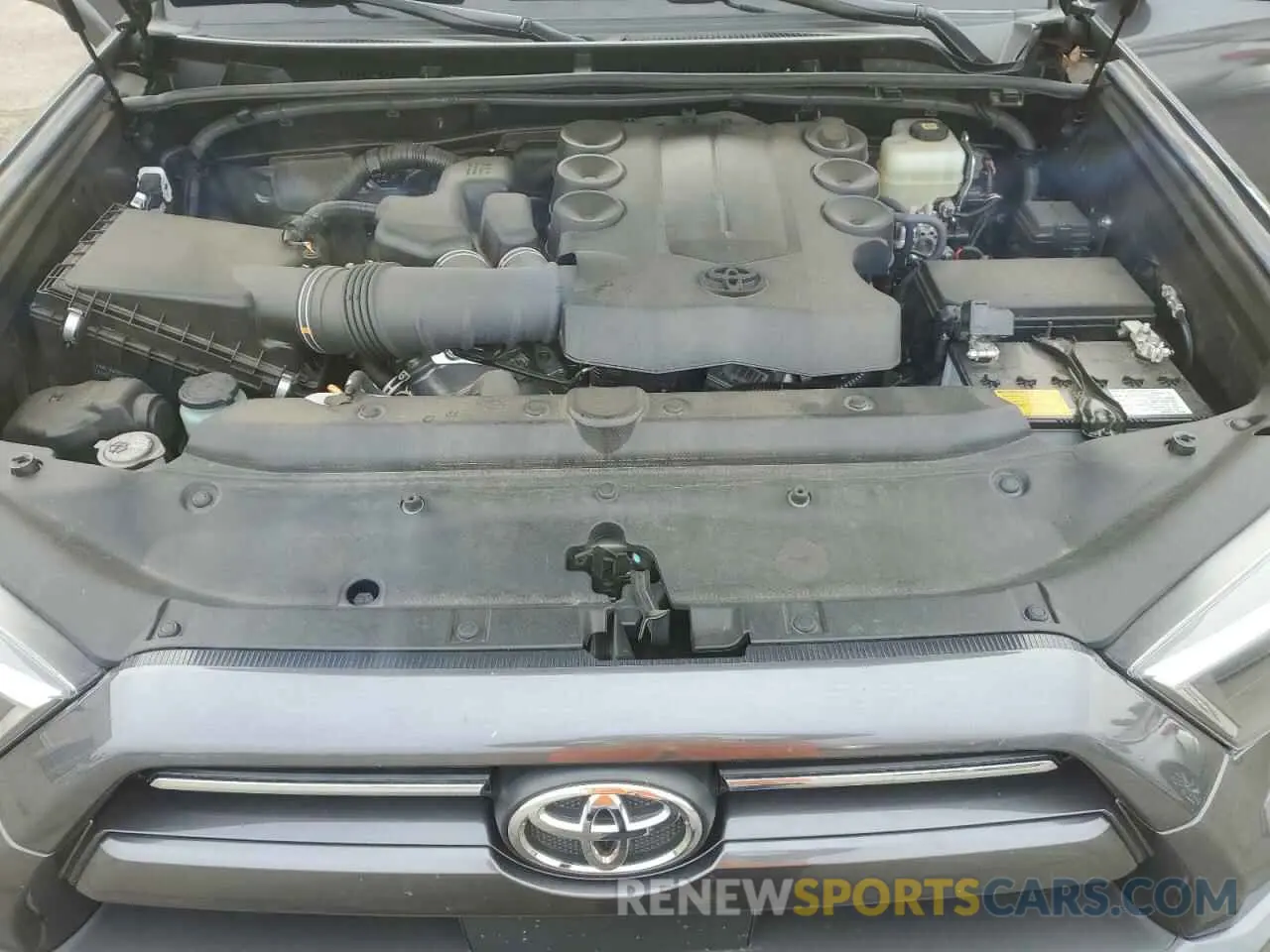 12 fotografías del automóvil dañado JTESU5JR7N6013979 TOYOTA 4RUNNER 2022