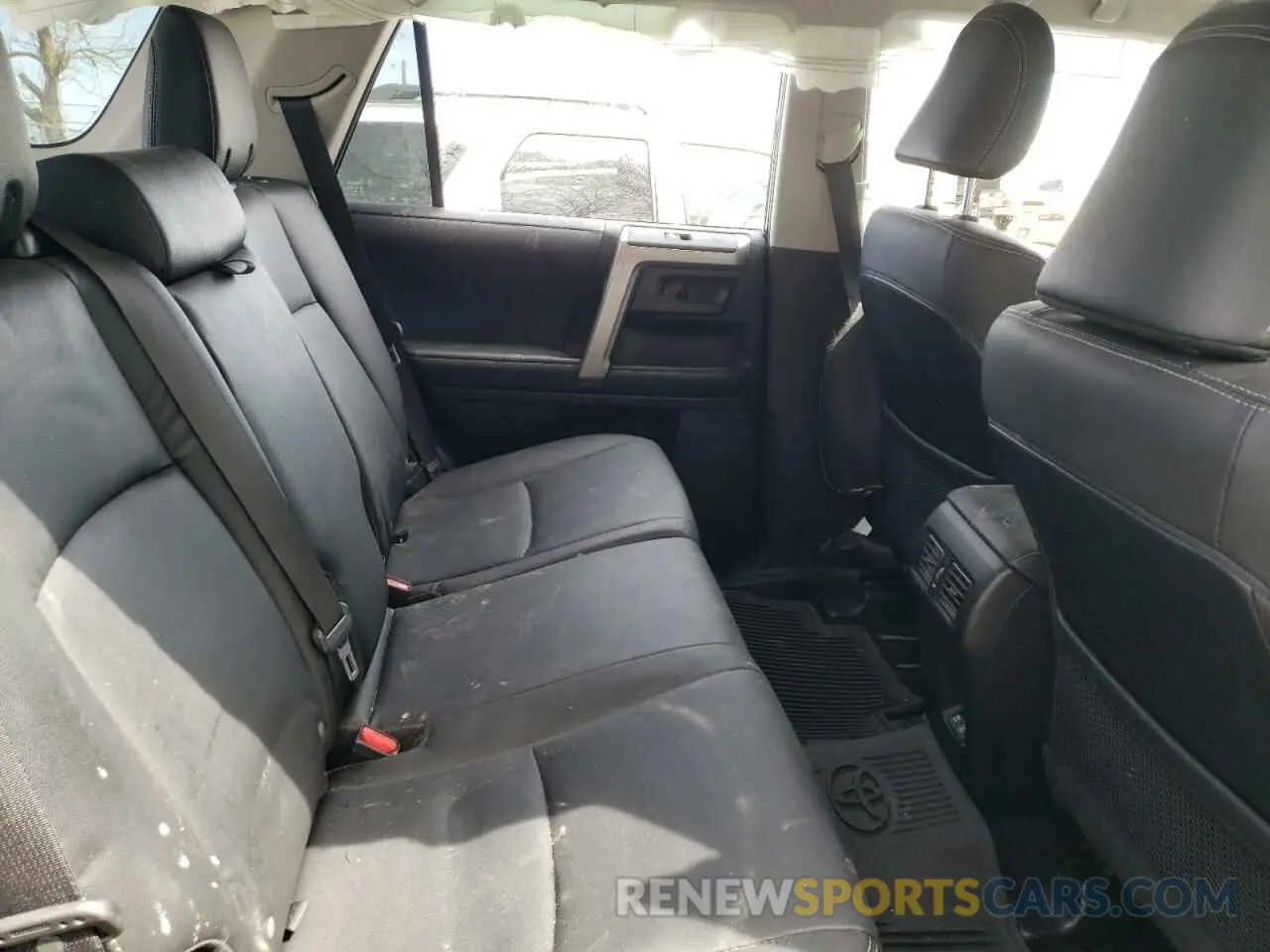 10 fotografías del automóvil dañado JTESU5JR7N6025534 TOYOTA 4RUNNER 2022