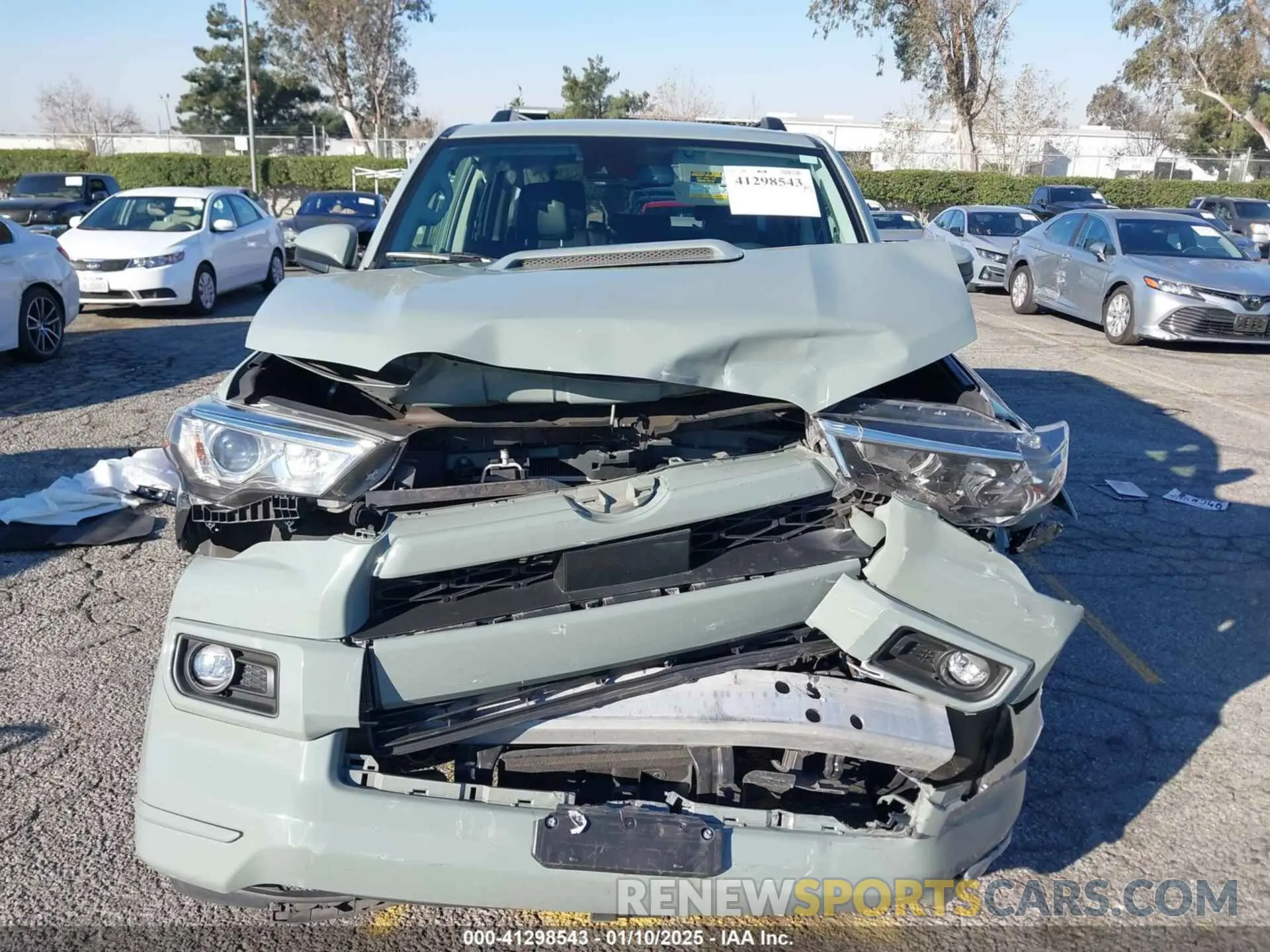 13 fotografías del automóvil dañado JTESU5JR8N5987279 TOYOTA 4RUNNER 2022