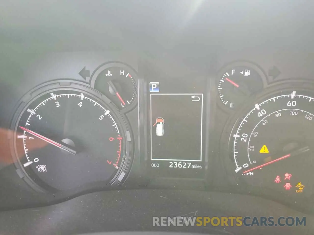 9 fotografías del automóvil dañado JTETU5JR0N6075292 TOYOTA 4RUNNER 2022