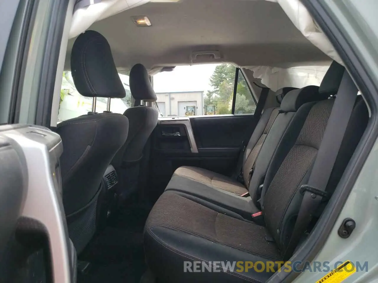 11 fotografías del automóvil dañado JTETU5JR7N6003876 TOYOTA 4RUNNER 2022