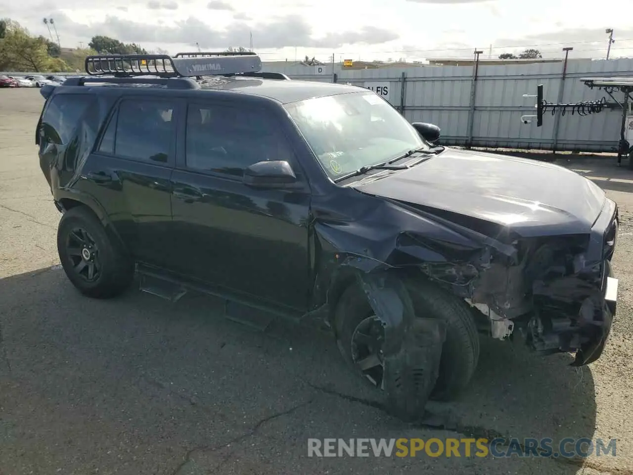 4 fotografías del automóvil dañado JTETU5JR8N6019228 TOYOTA 4RUNNER 2022