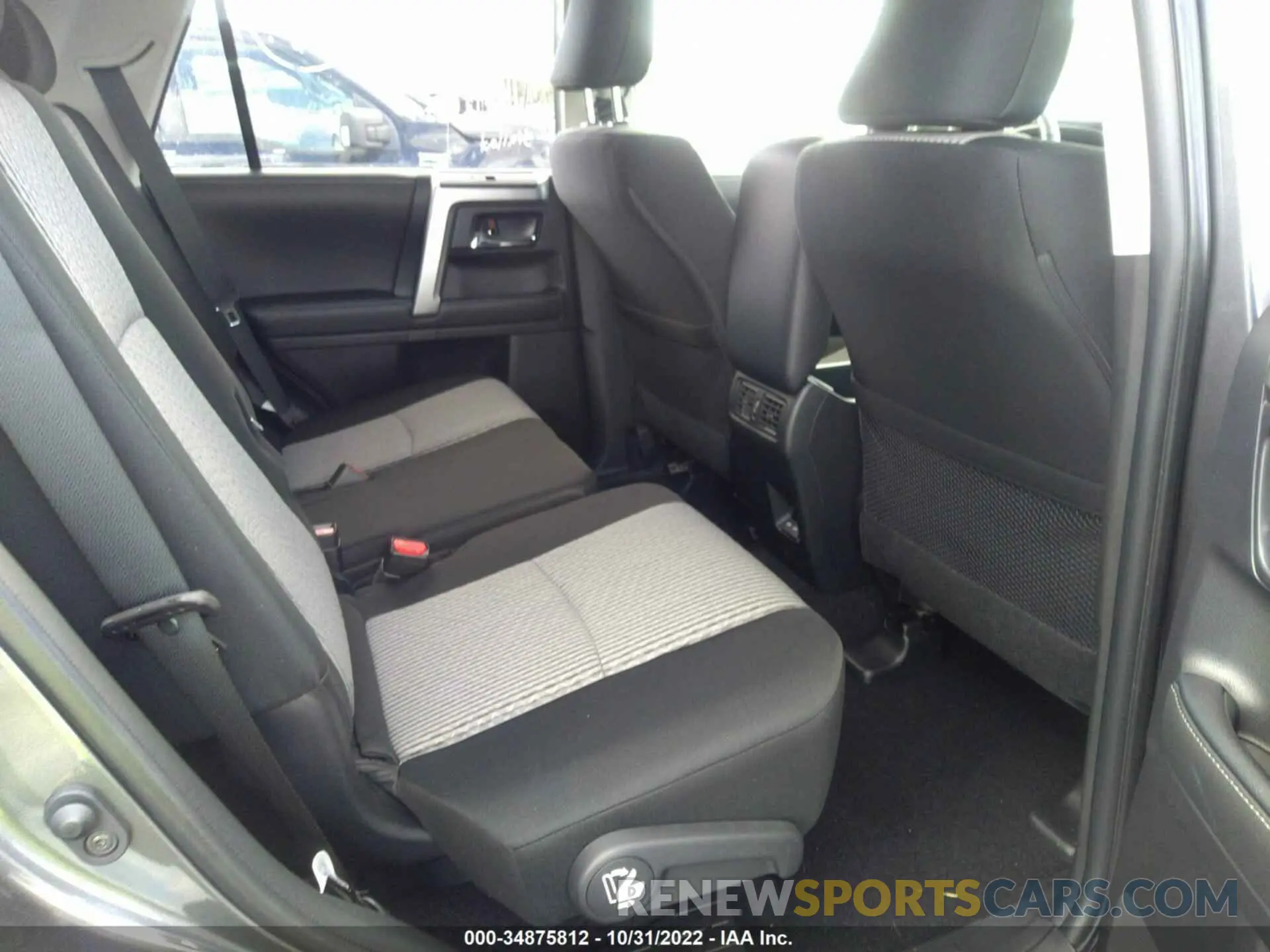 8 fotografías del automóvil dañado JTEEU5JR0P5278412 TOYOTA 4RUNNER 2023