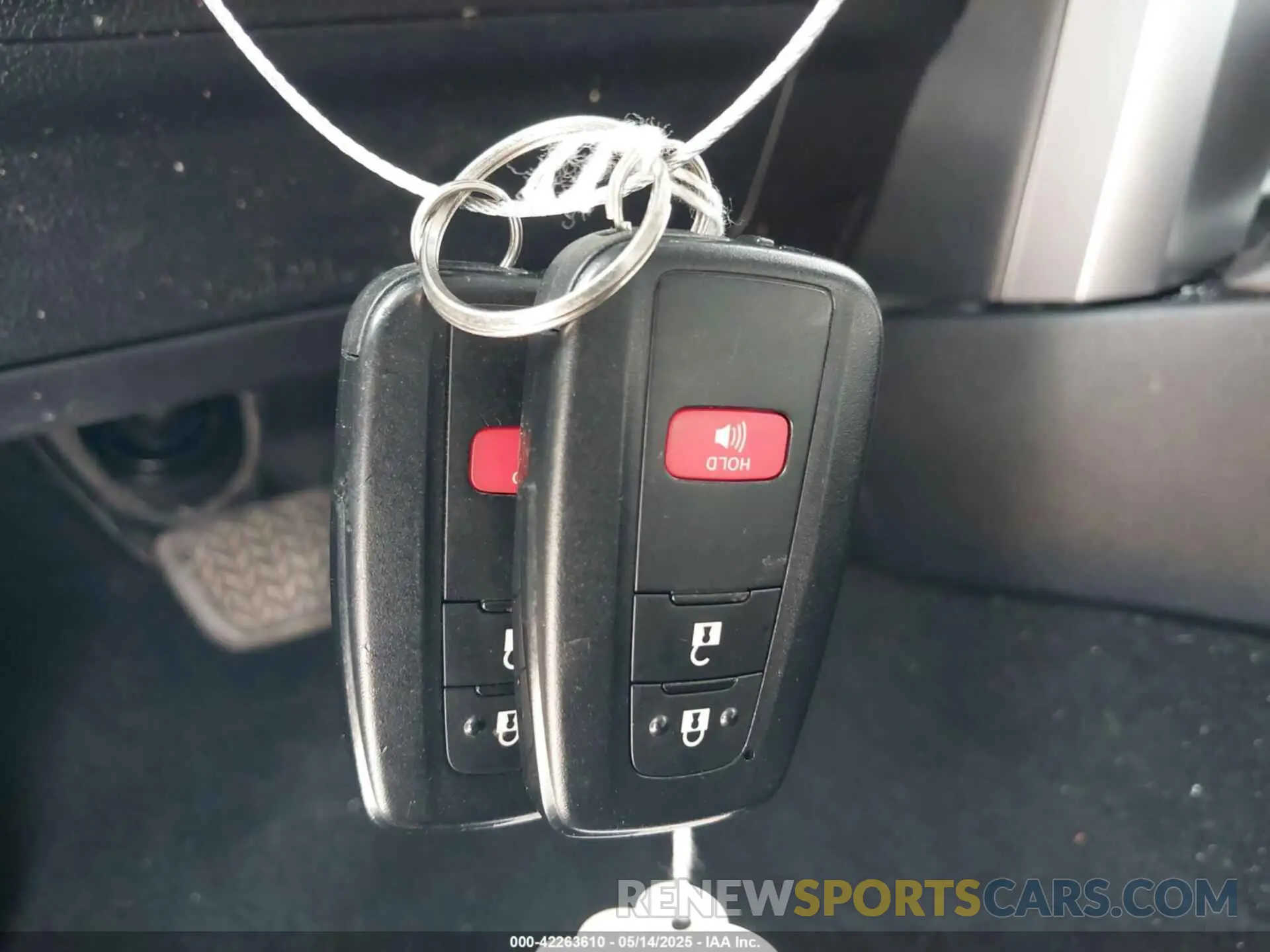 11 fotografías del automóvil dañado JTEEU5JR0P5305009 TOYOTA 4RUNNER 2023