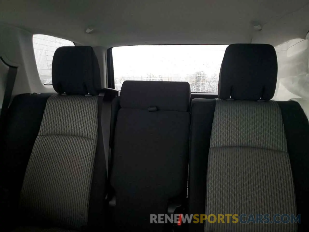 10 fotografías del automóvil dañado JTEEU5JR2P5289248 TOYOTA 4RUNNER 2023