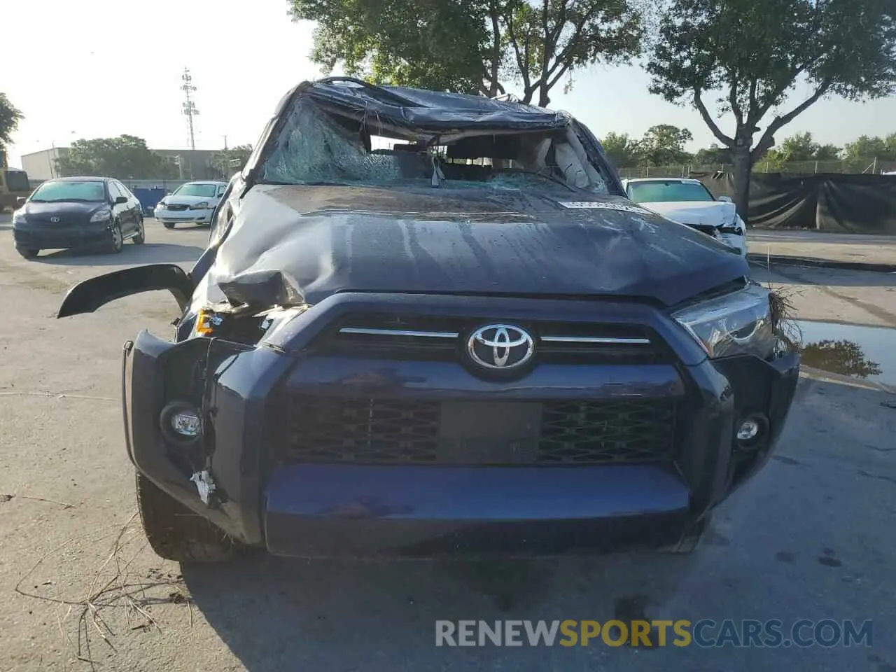 5 fotografías del automóvil dañado JTEEU5JR5P5279040 TOYOTA 4RUNNER 2023
