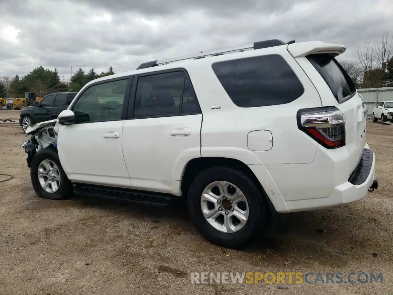 2 fotografías del automóvil dañado JTEEU5JR7P5297006 TOYOTA 4RUNNER 2023