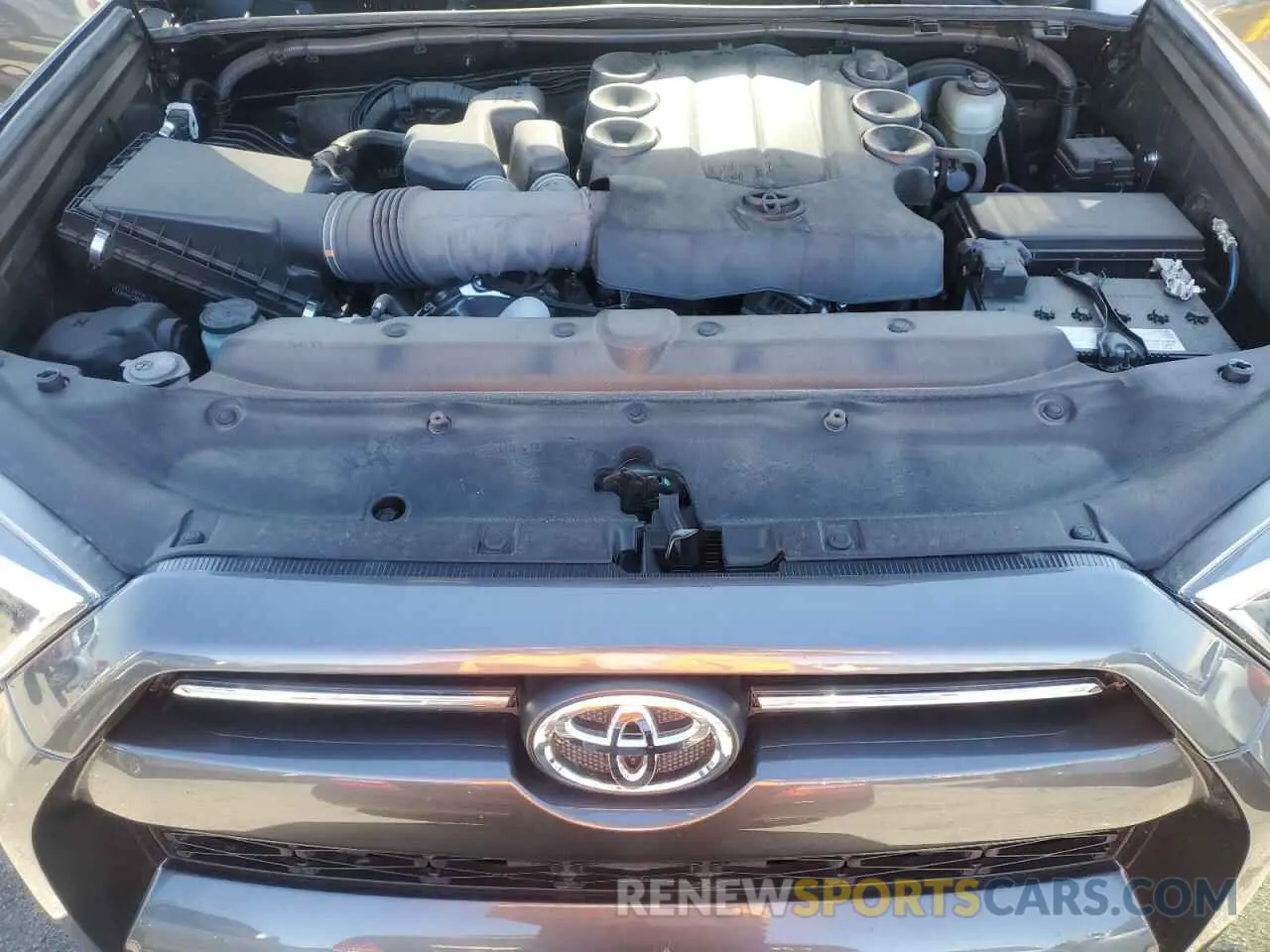 12 fotografías del automóvil dañado JTEEU5JR7P5301992 TOYOTA 4RUNNER 2023