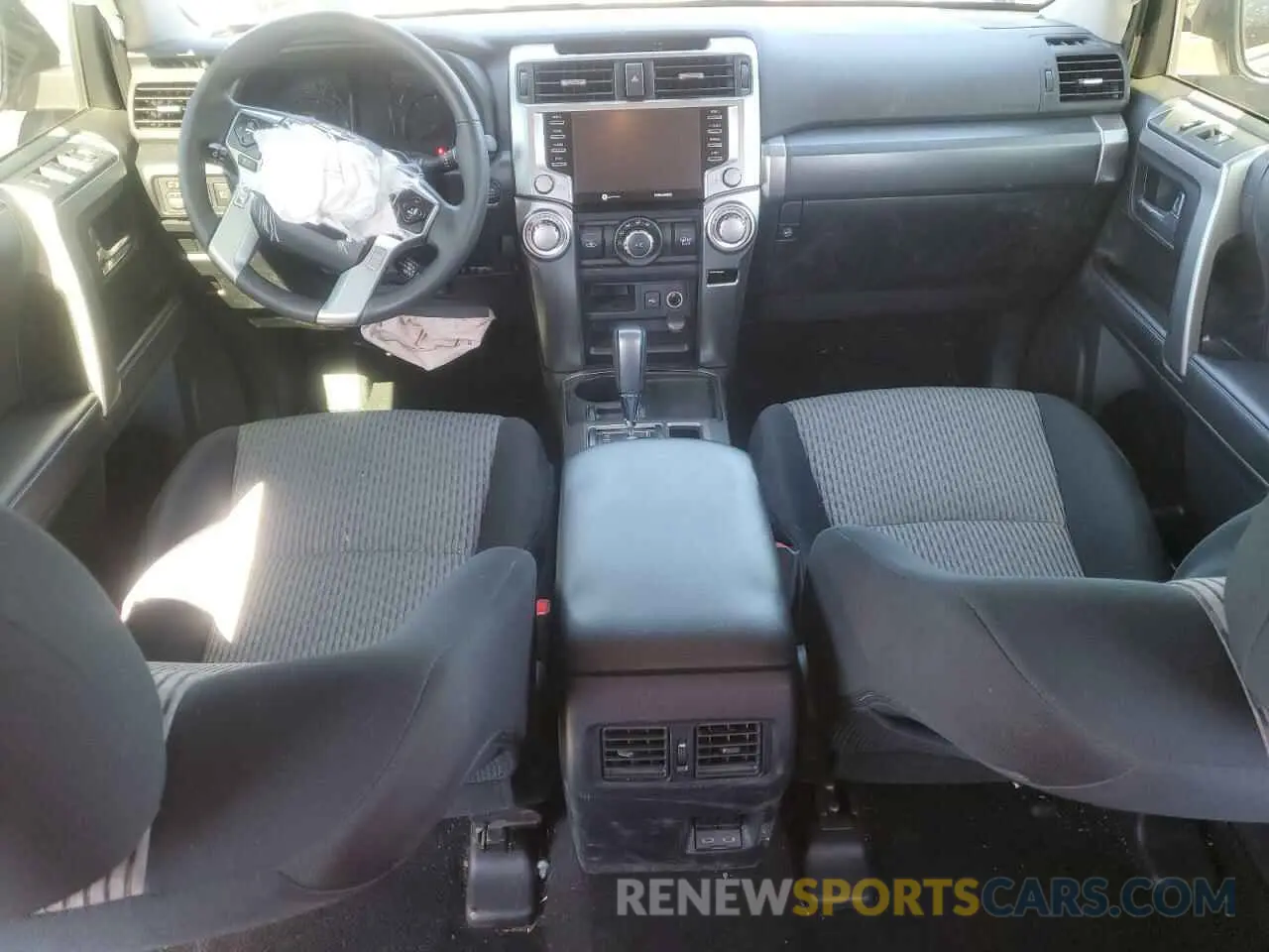 8 fotografías del automóvil dañado JTEEU5JR7P5301992 TOYOTA 4RUNNER 2023