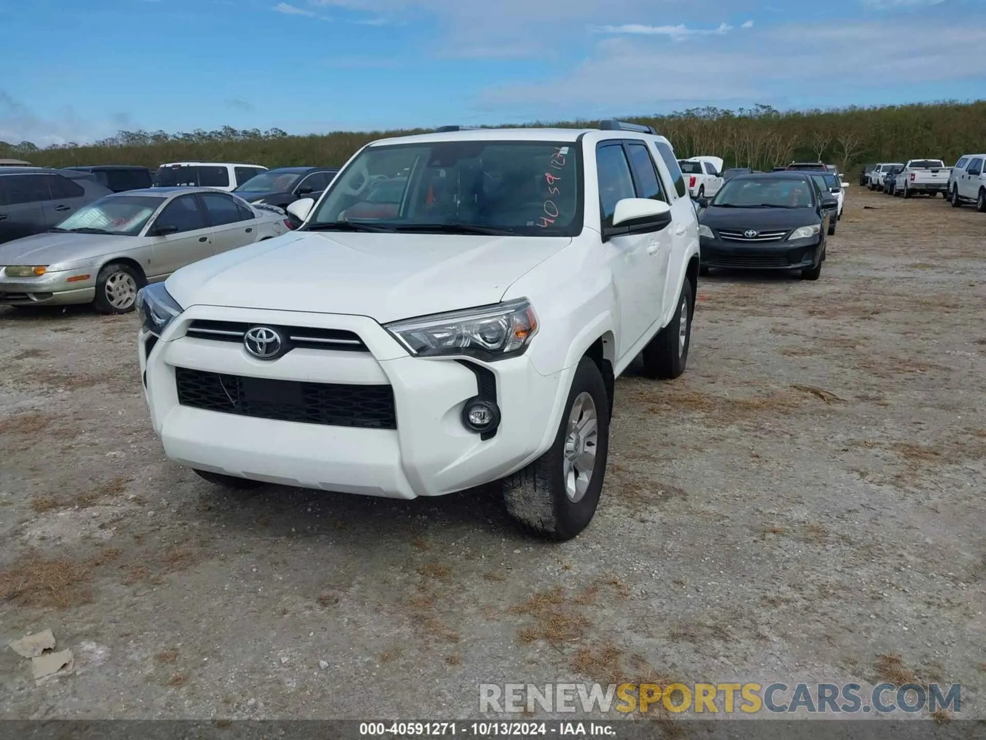 6 fotografías del automóvil dañado JTEEU5JR8P5285463 TOYOTA 4RUNNER 2023
